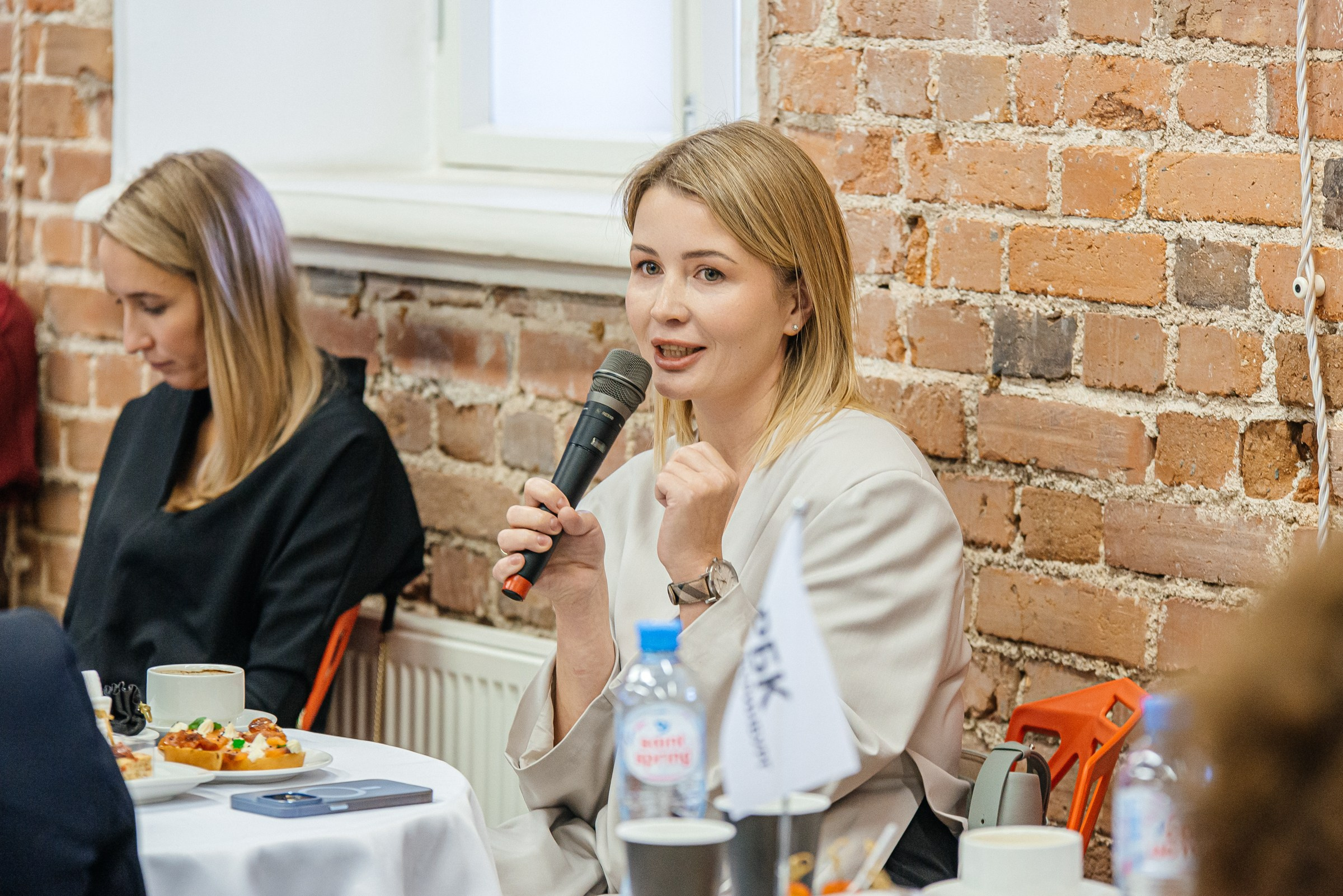 РБК Бизнес-день. Дом журналистов. Профессиональный фотограф в Екатеринбурге Ирина Смирнова