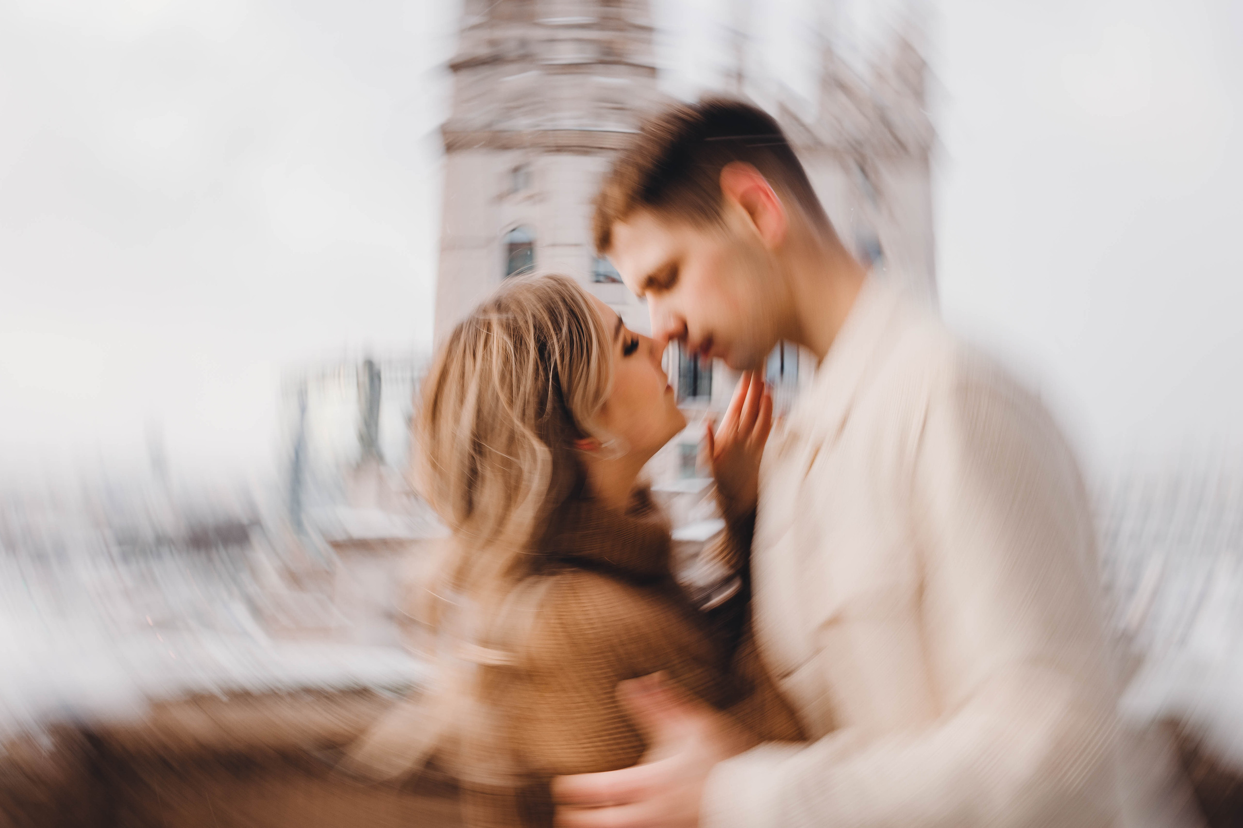 Свидание на балконе. Портретный фотограф в Минске Анна Волейко