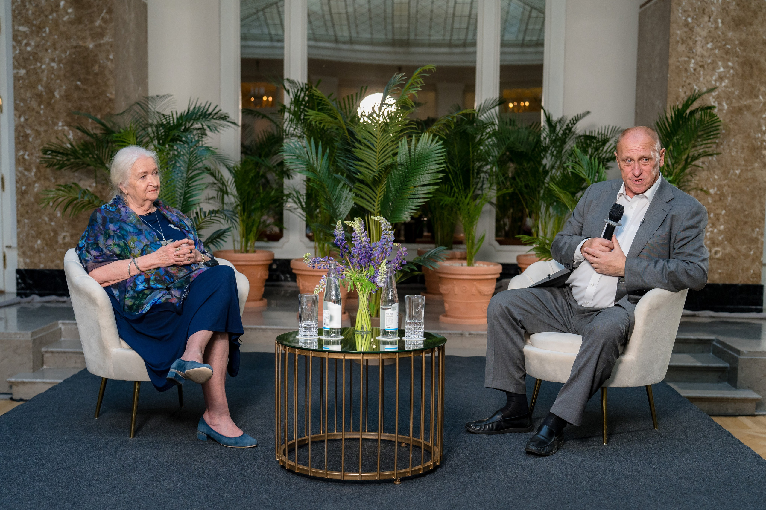 Выступление Татьяны Черниговской на встрече выпускников Экономического факультета МГУ им. М. В. Ломоносова в рамках ПМЭФ