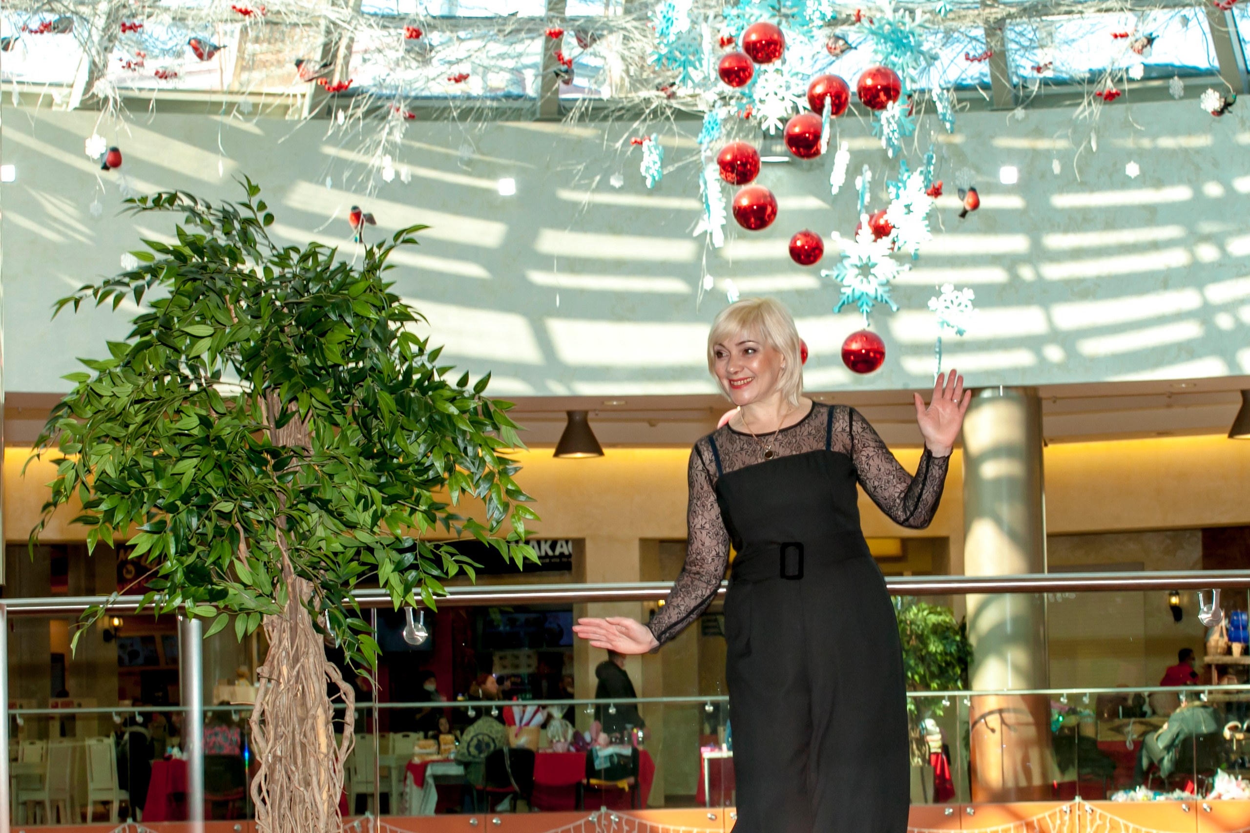 Ведущая Жанна Забойная. Ведущий, Тамада, DJ, фото в Перми. Хорошее настроение