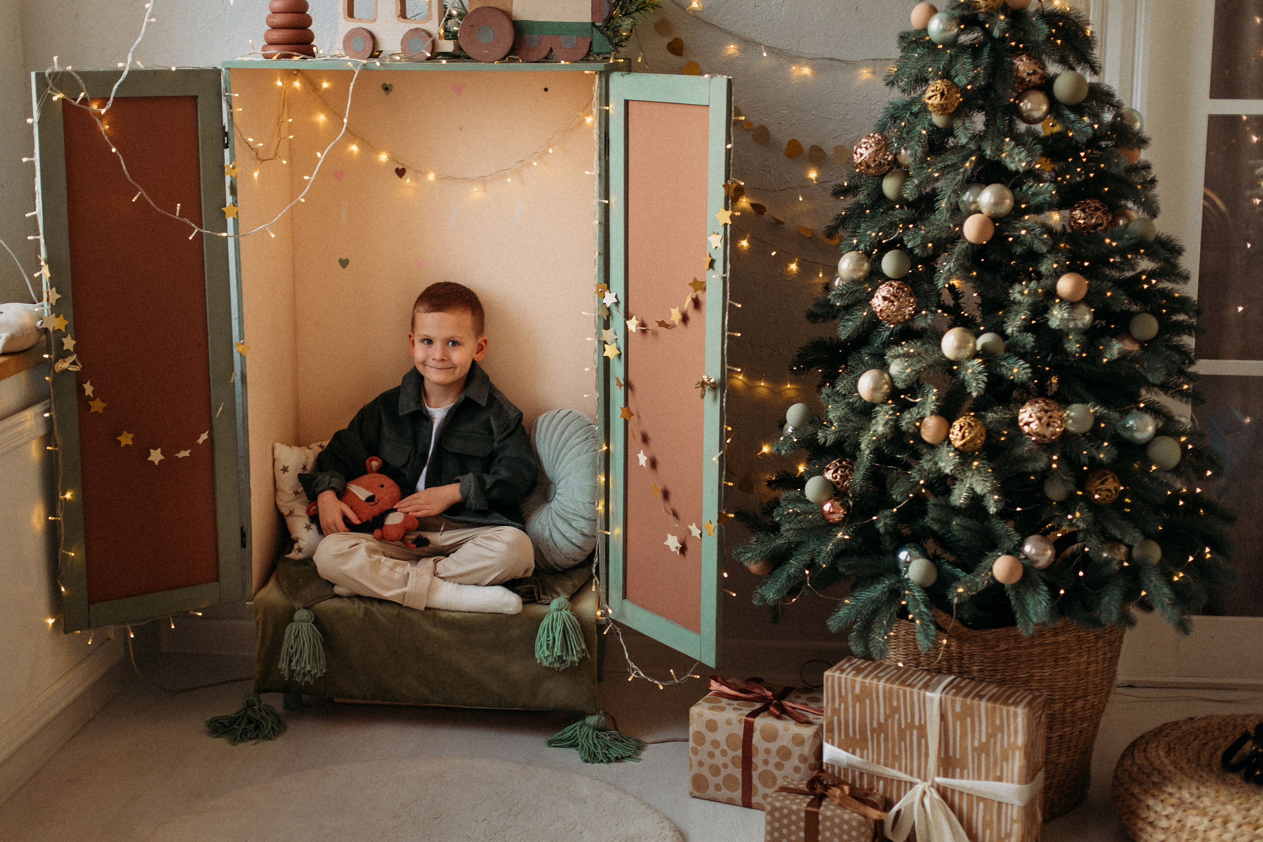 Семейная Новогодняя в студии. Фотограф Тверь. Свадебные, семейные, индивидуальные фотосессии