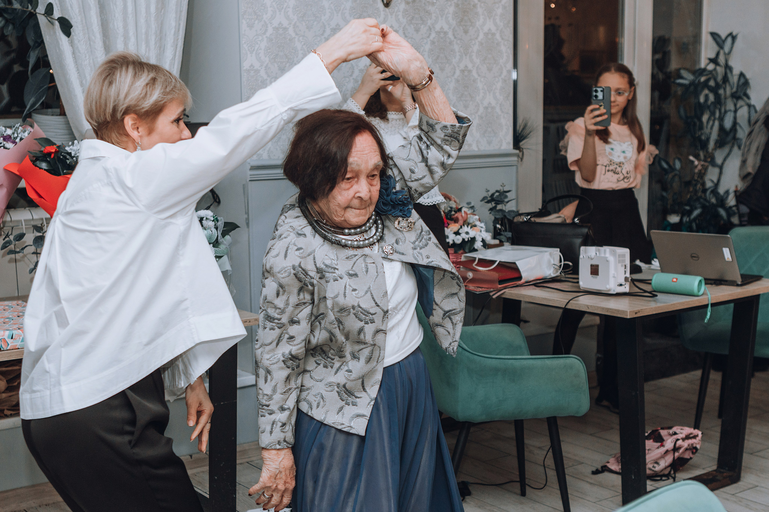 90-летний юбилей Сары Вагаповны. Фотограф в Санкт — Петербурге Анна Конофало
