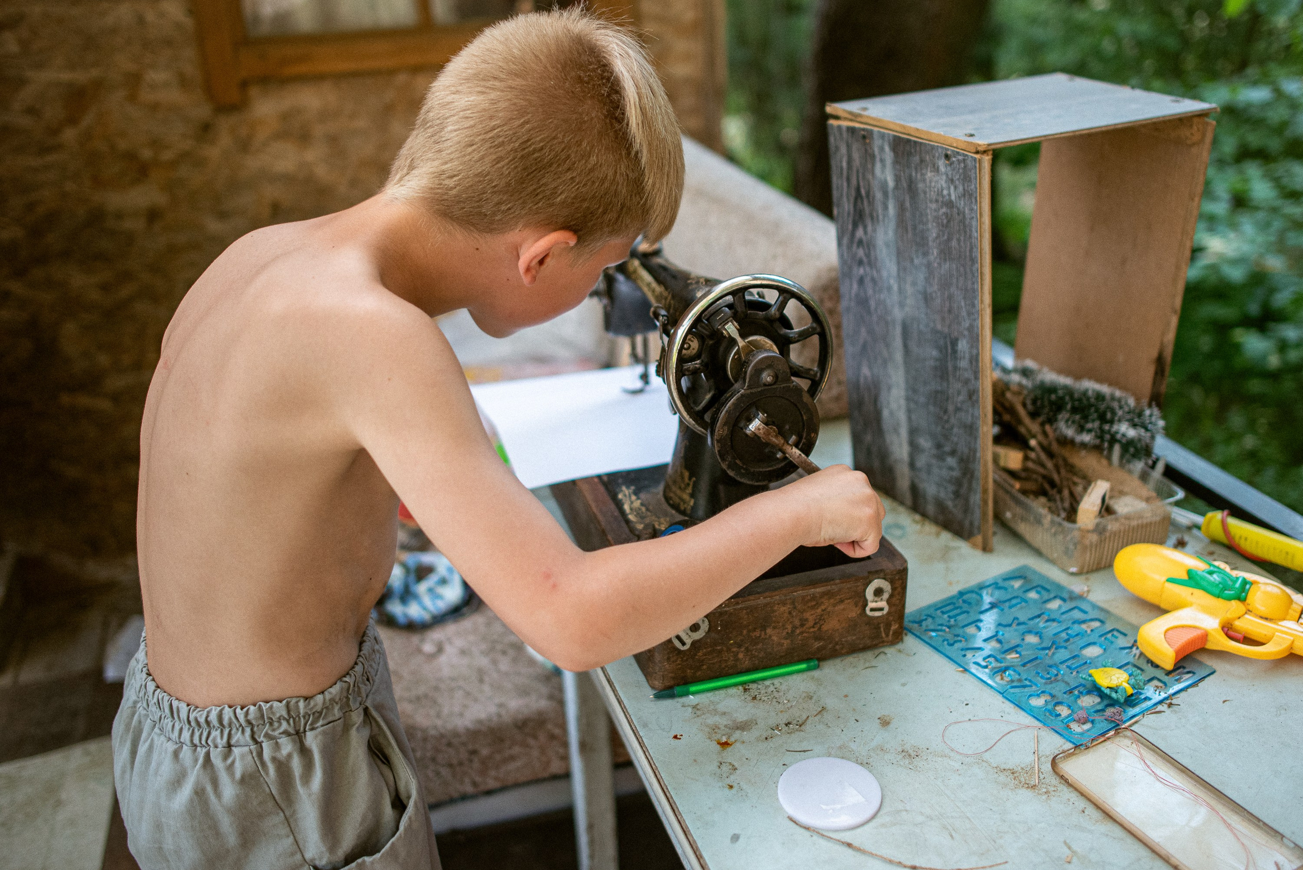 A Single Summer Day. Documentary family photography in Barcelona and beyond