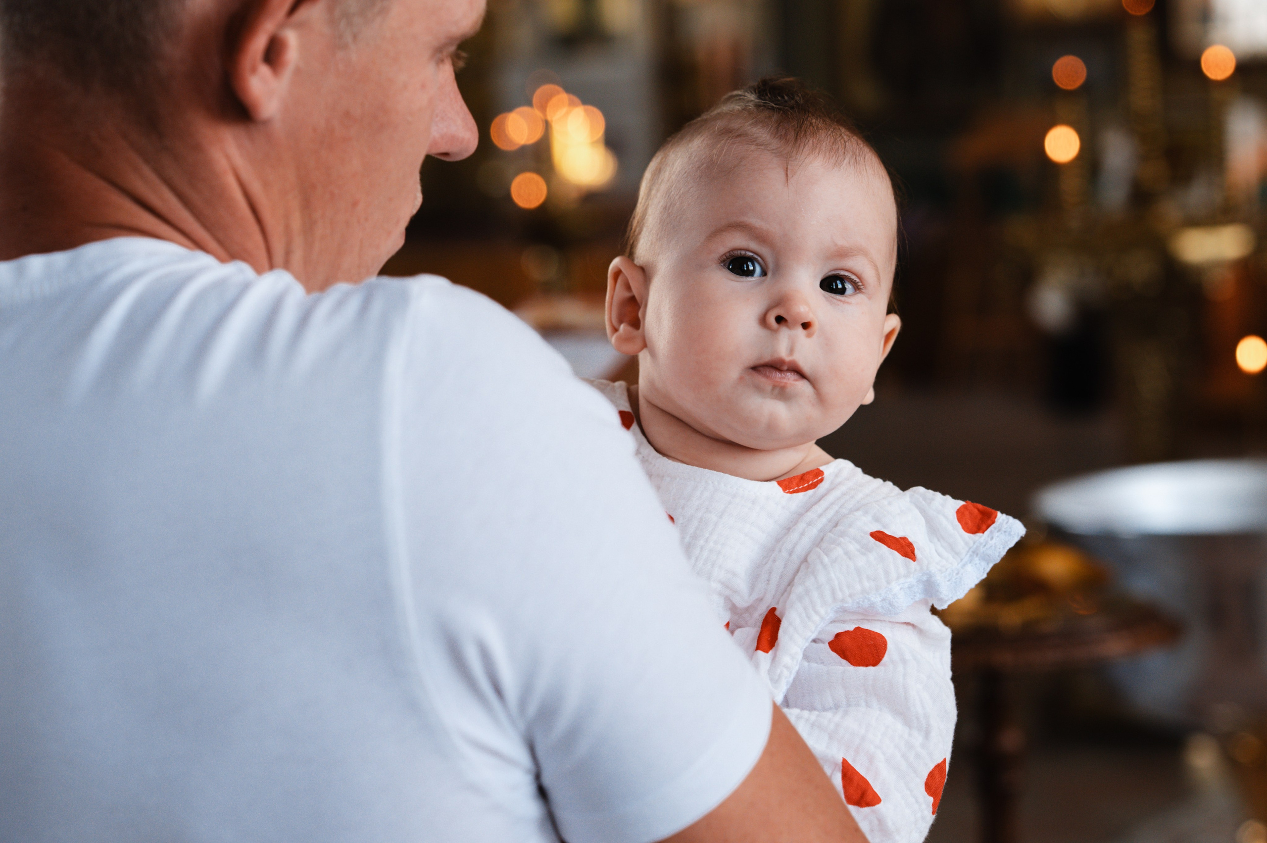 Таинство Крещения Дарьи (Храм Преполовения Пятидесятницы). Фотограф Ярута Оксана / Ростов-на-Дону
