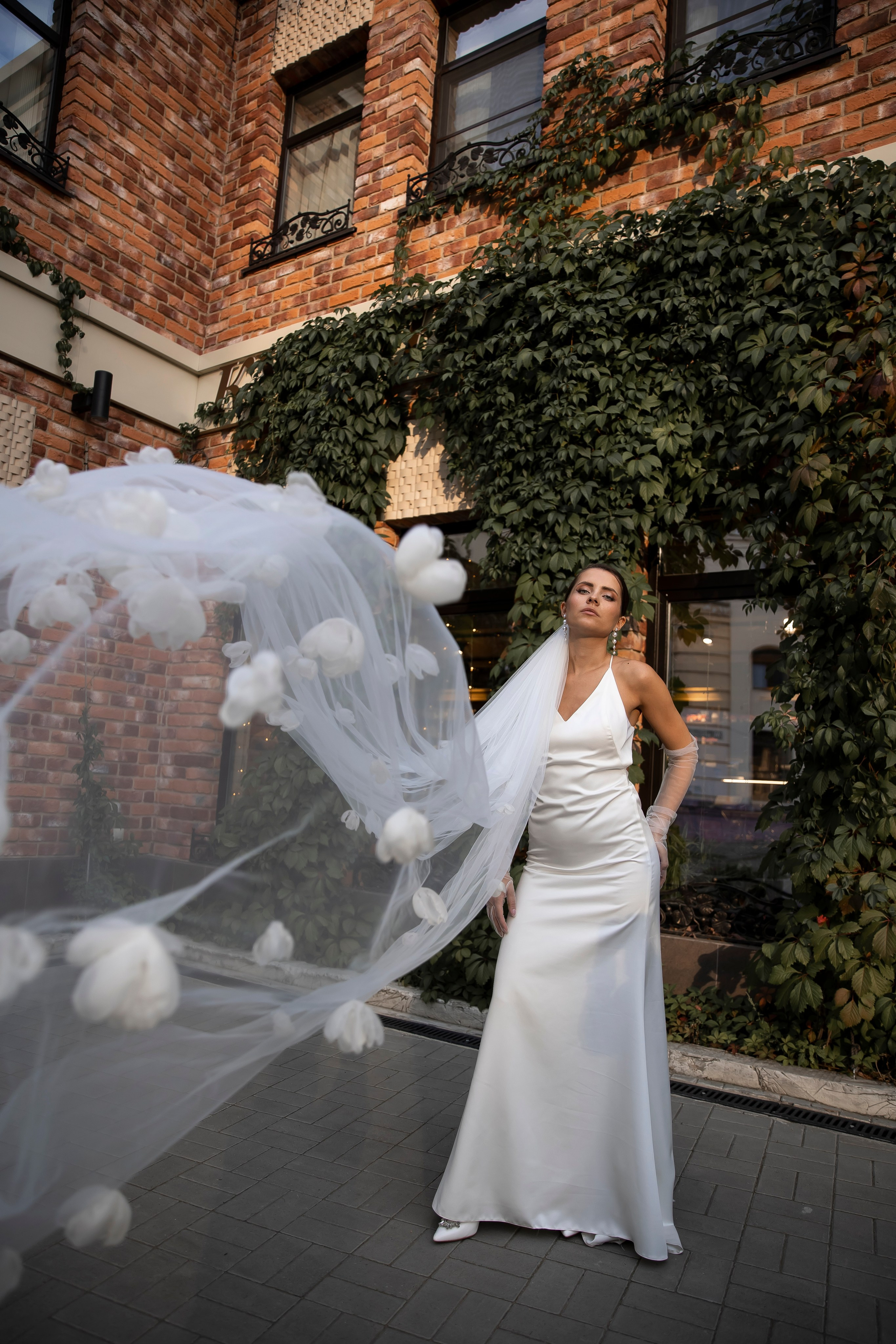 Ксюша. Я Ира и я фотографирую свадьбы более 10 лет