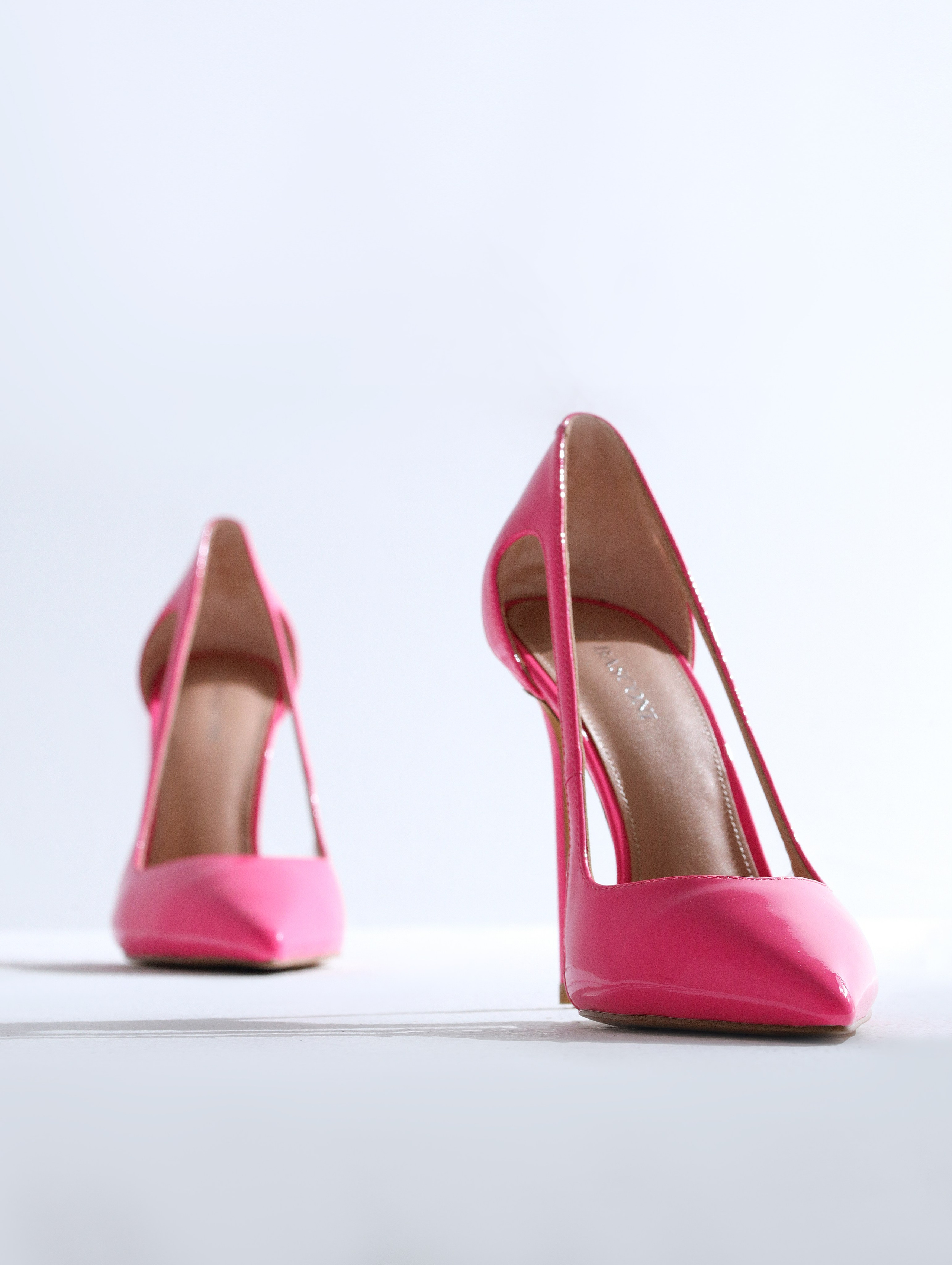 Basconi Summer Y'25. Предметный фотограф Артём Йома