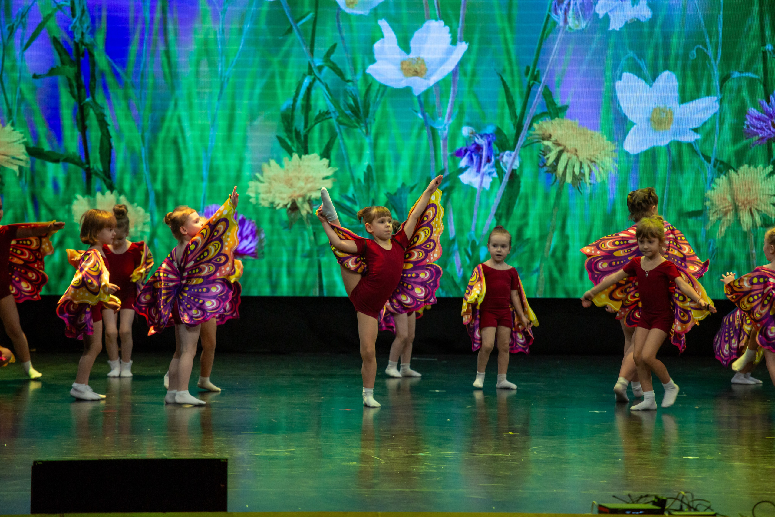 Концерт детской танцевальной школы. Репортажный, семейный, свадебный, портретный фотограф