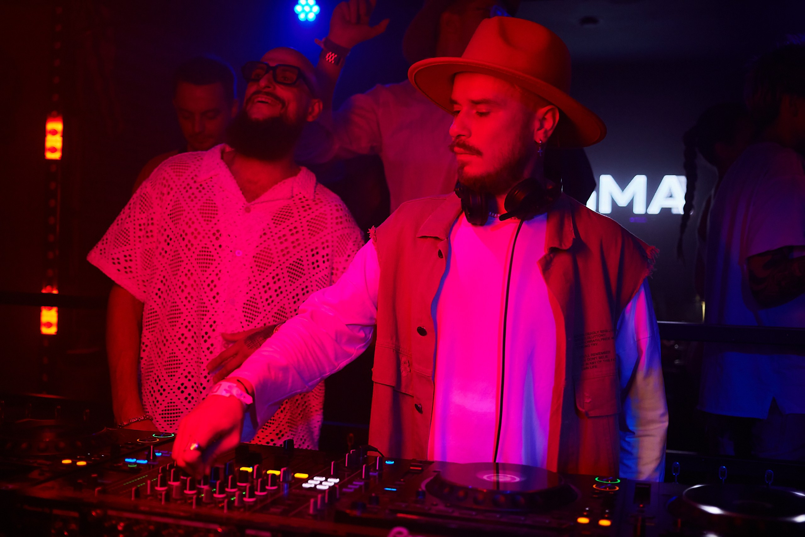 МИКС afterparty. Фотограф и Видеограф в Москве. Олег Корушев