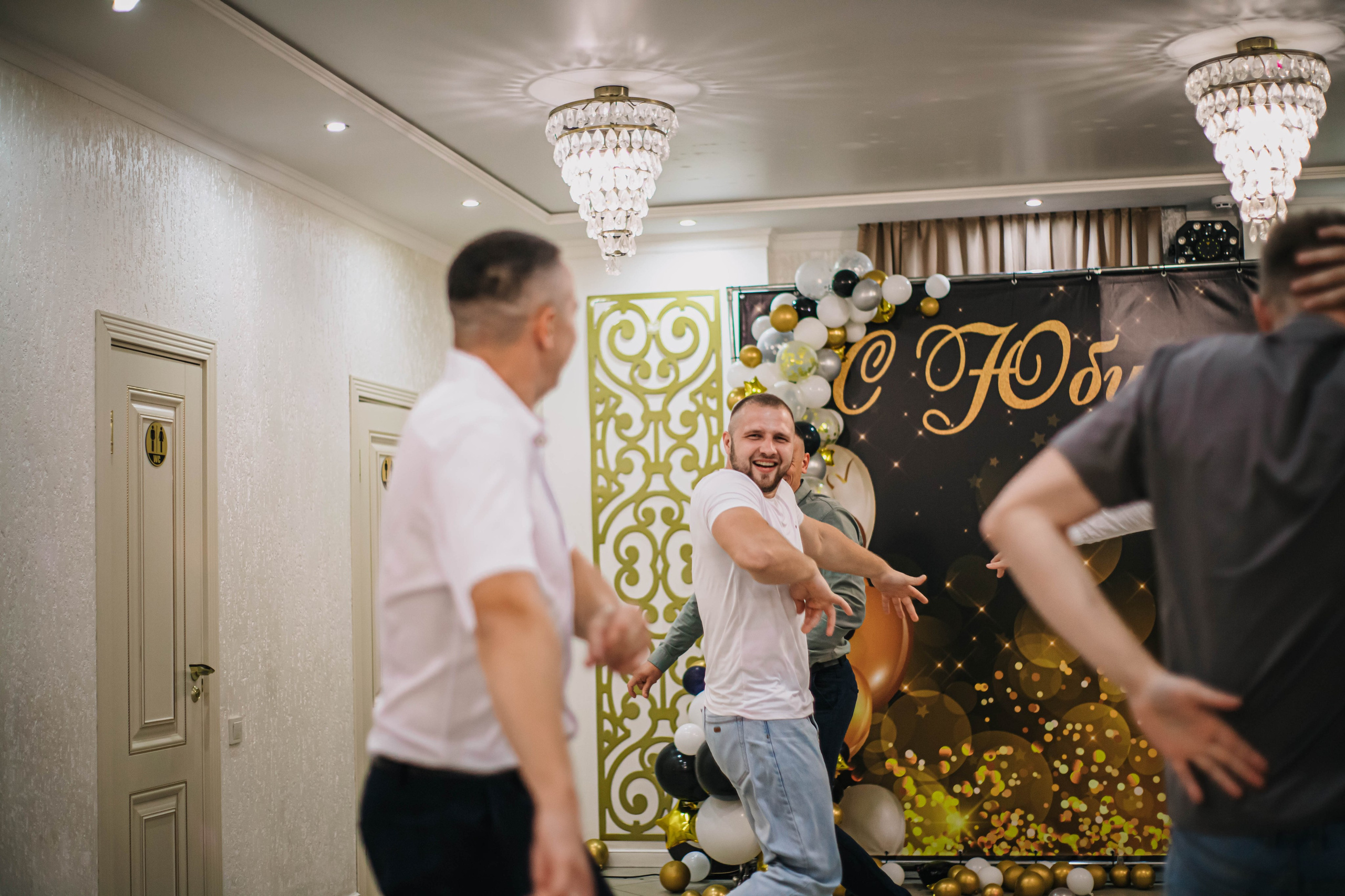 Юбилей Антона. Фотограф Дарья Маташкова