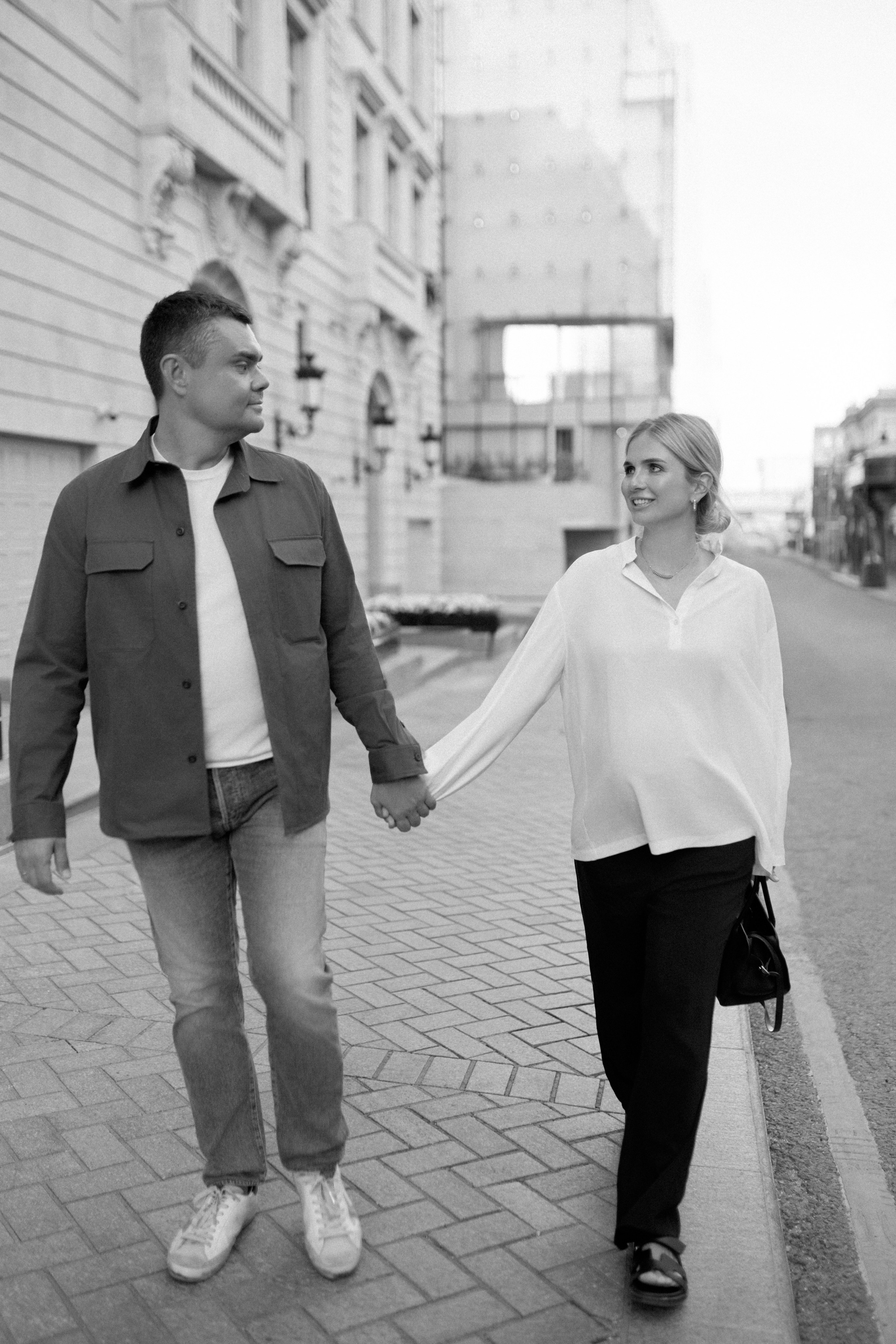 Стильная фотосессия беременности. Сестры Карабаза. Фотографы и ретушеры в Москве и Санкт-Петербурге