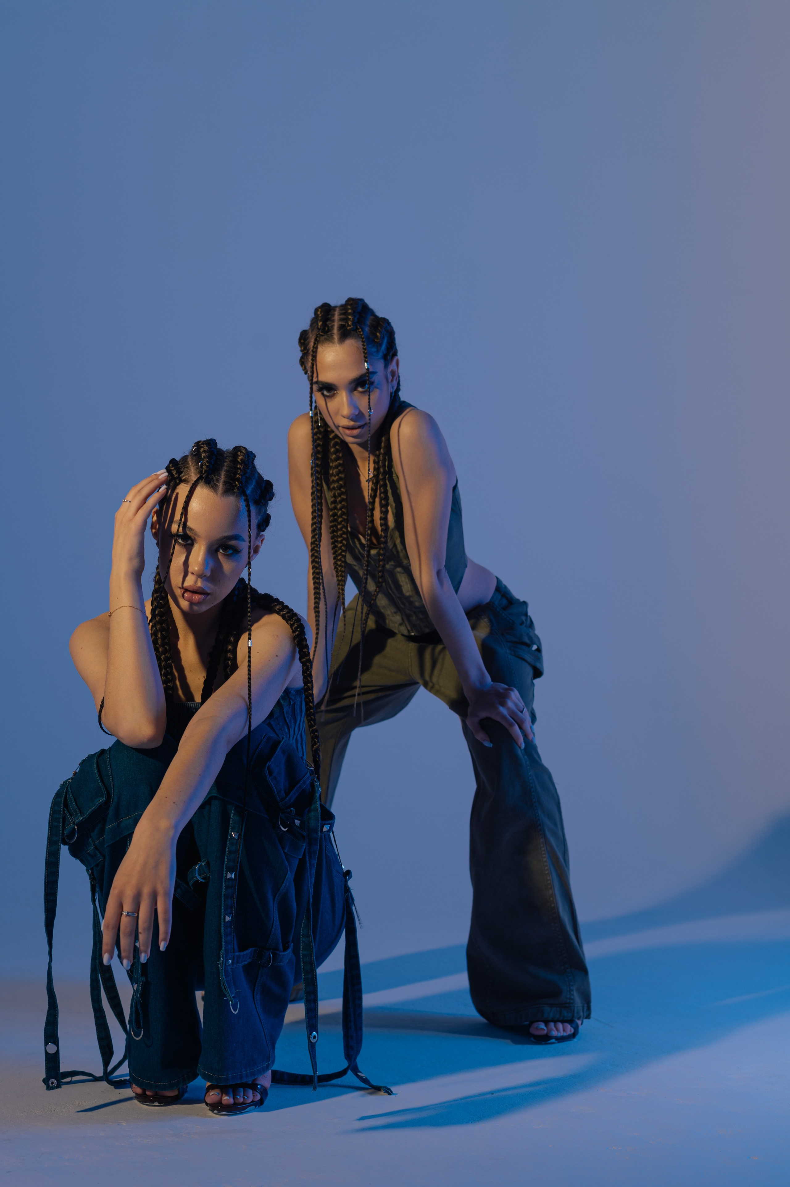 Катя и Алина. Главная