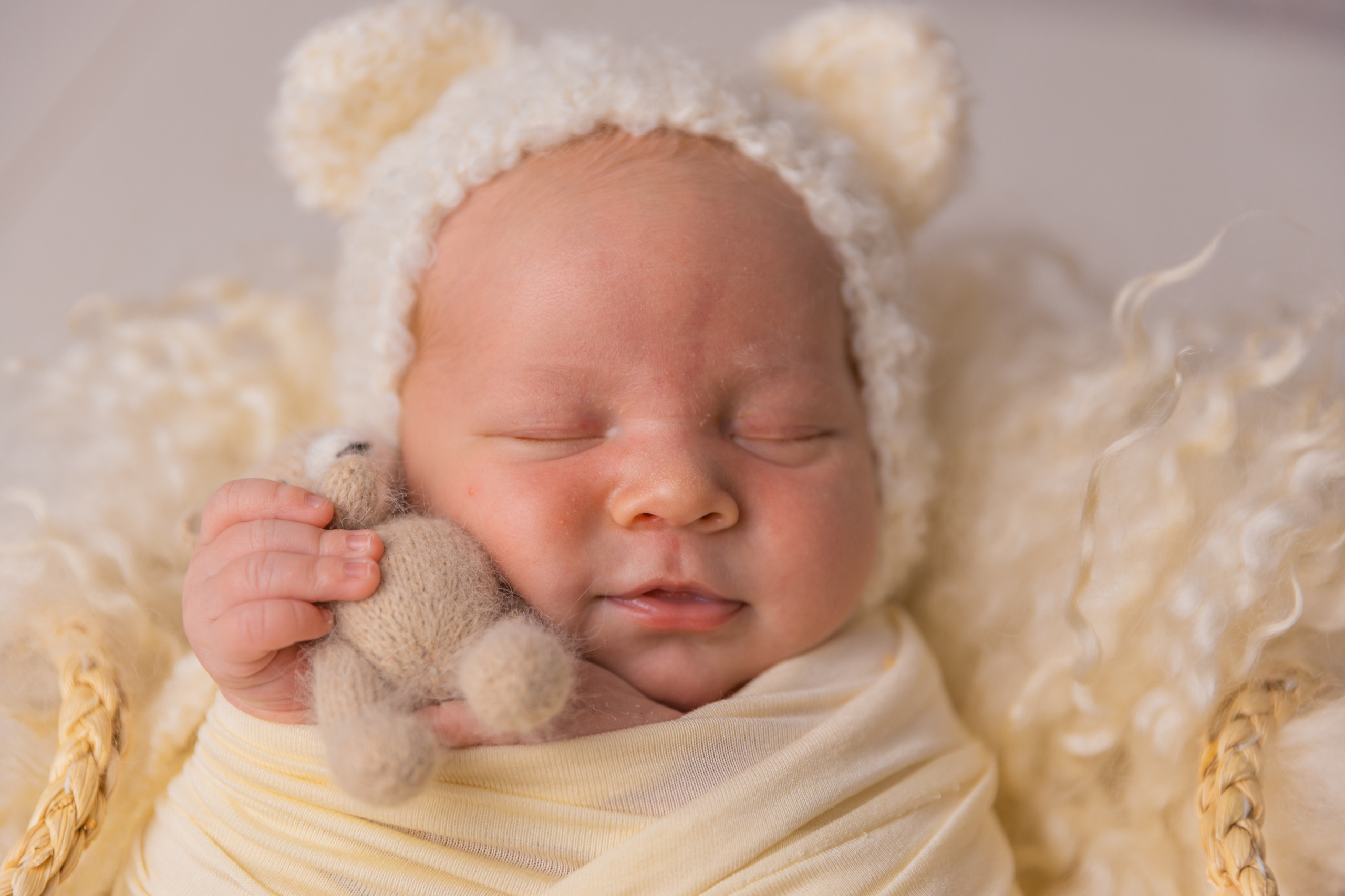 Новорожденные. Детский фотограф Сургут Надежда Фриз