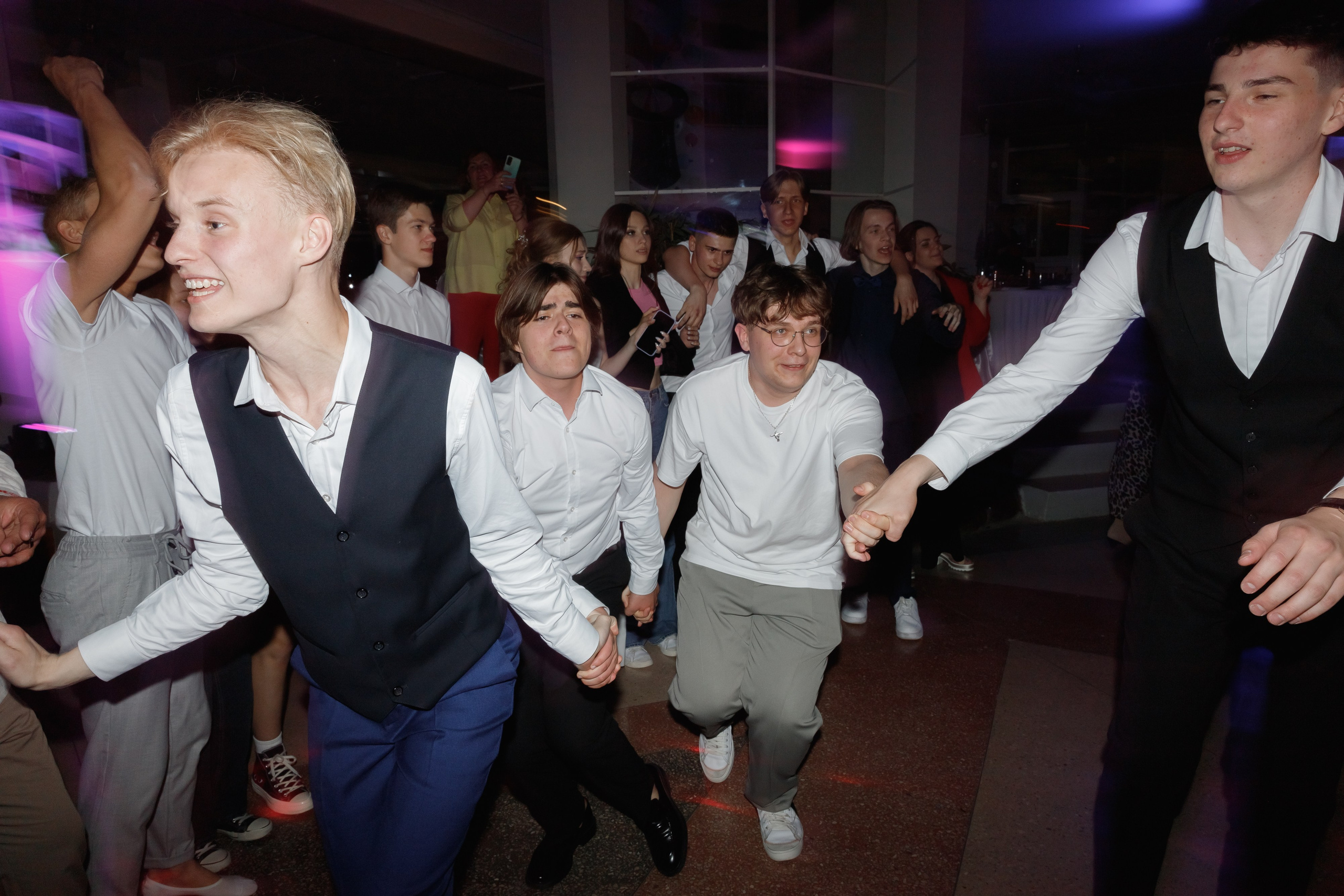 Школьный выпускной 2023 год в Минске. Свадебный фотограф в Минске/Беларуси Сергей Спиридонов