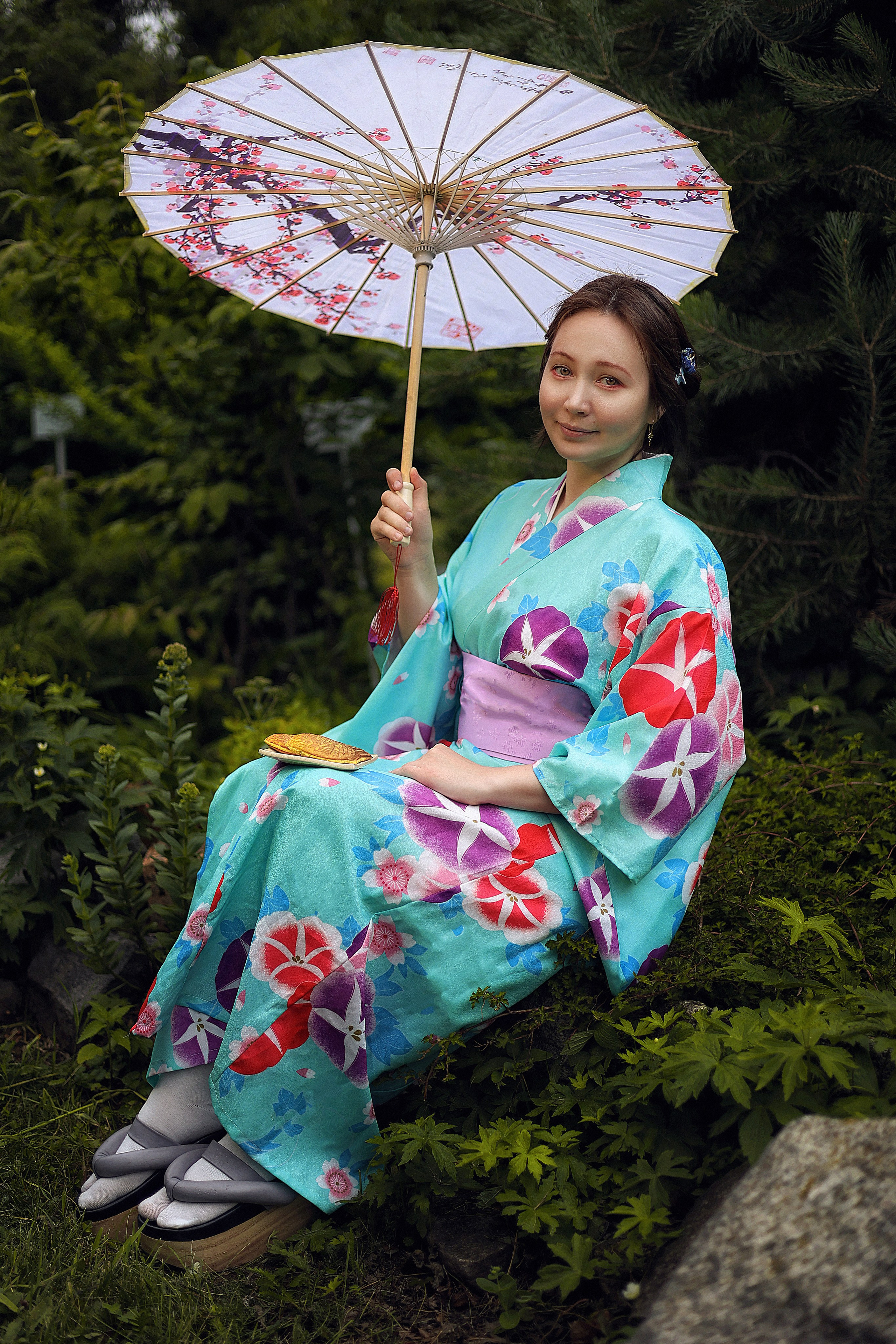 Фотопрогулка по городу в кимоно. Эксклюзивный фотограф японских сказок в Екатеринбурге