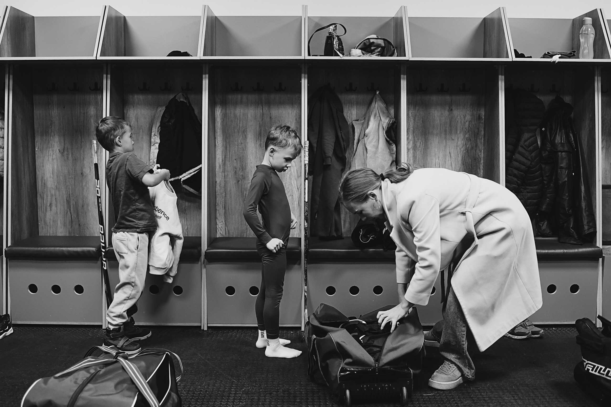 Хоккей тренировка. Семейный фотограф Тюмень, фотограф на роды Салмина Мария