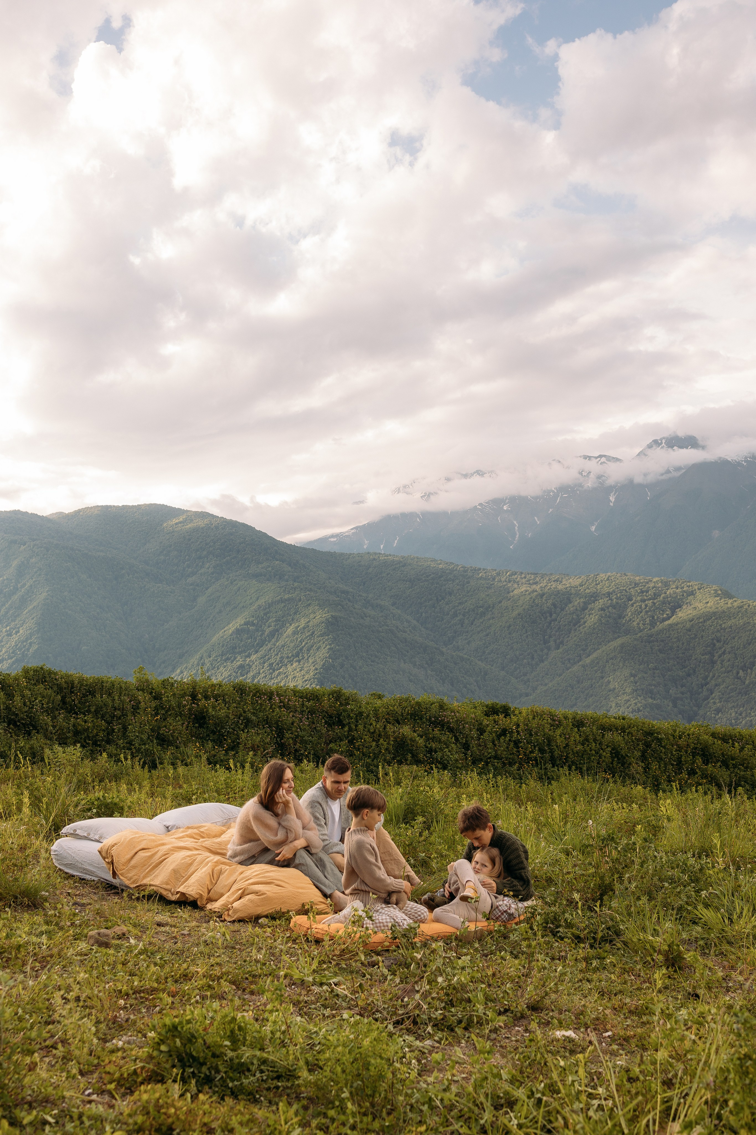 Юлия, Сергей, Остап, Степа и Ева. Семейный фотограф Александра Тарасова