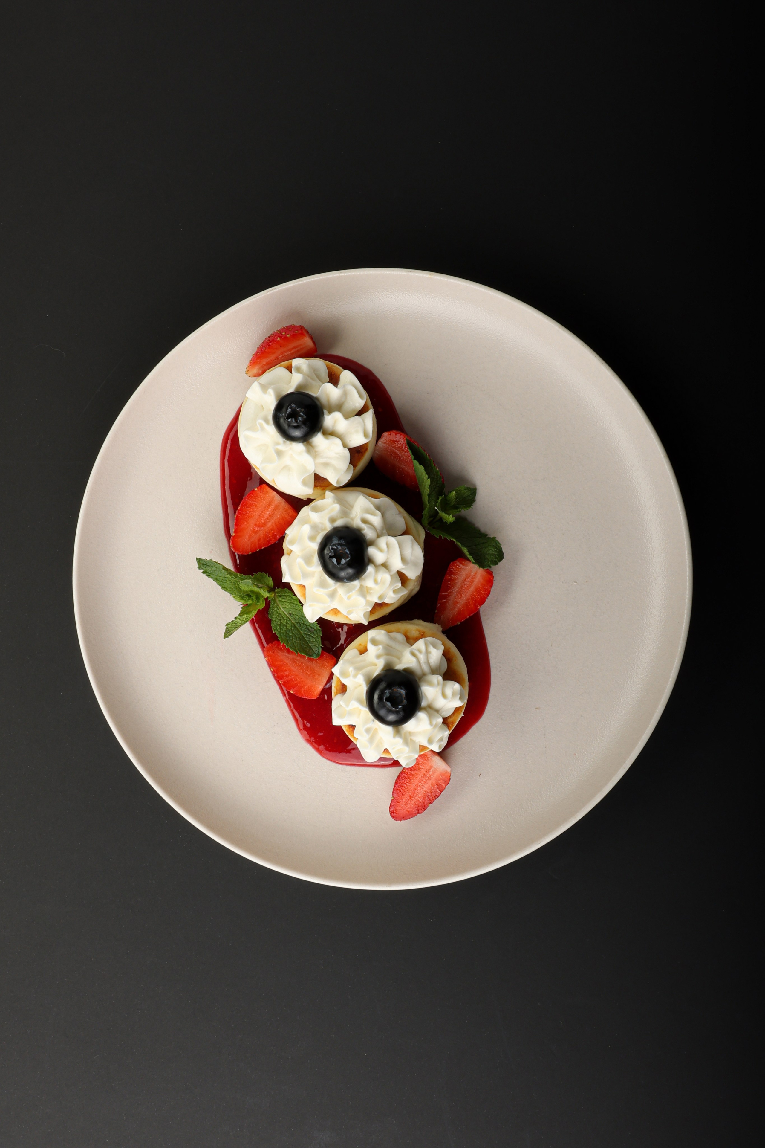 APPLEMANIA. Фотограф Самира Абдуллаева