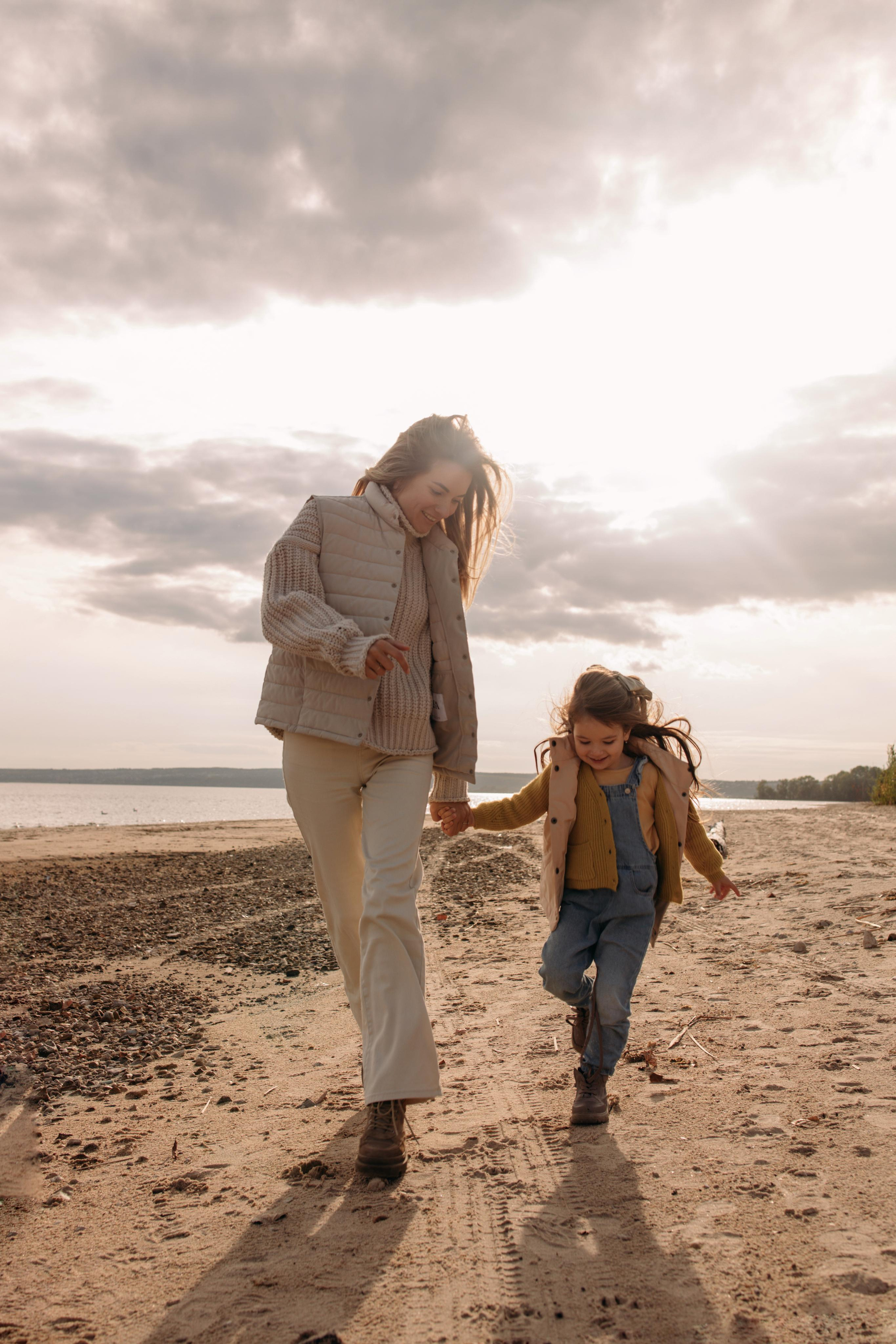 Лена и Оливия. Меня зовут Сабина, и я ваш фотограф