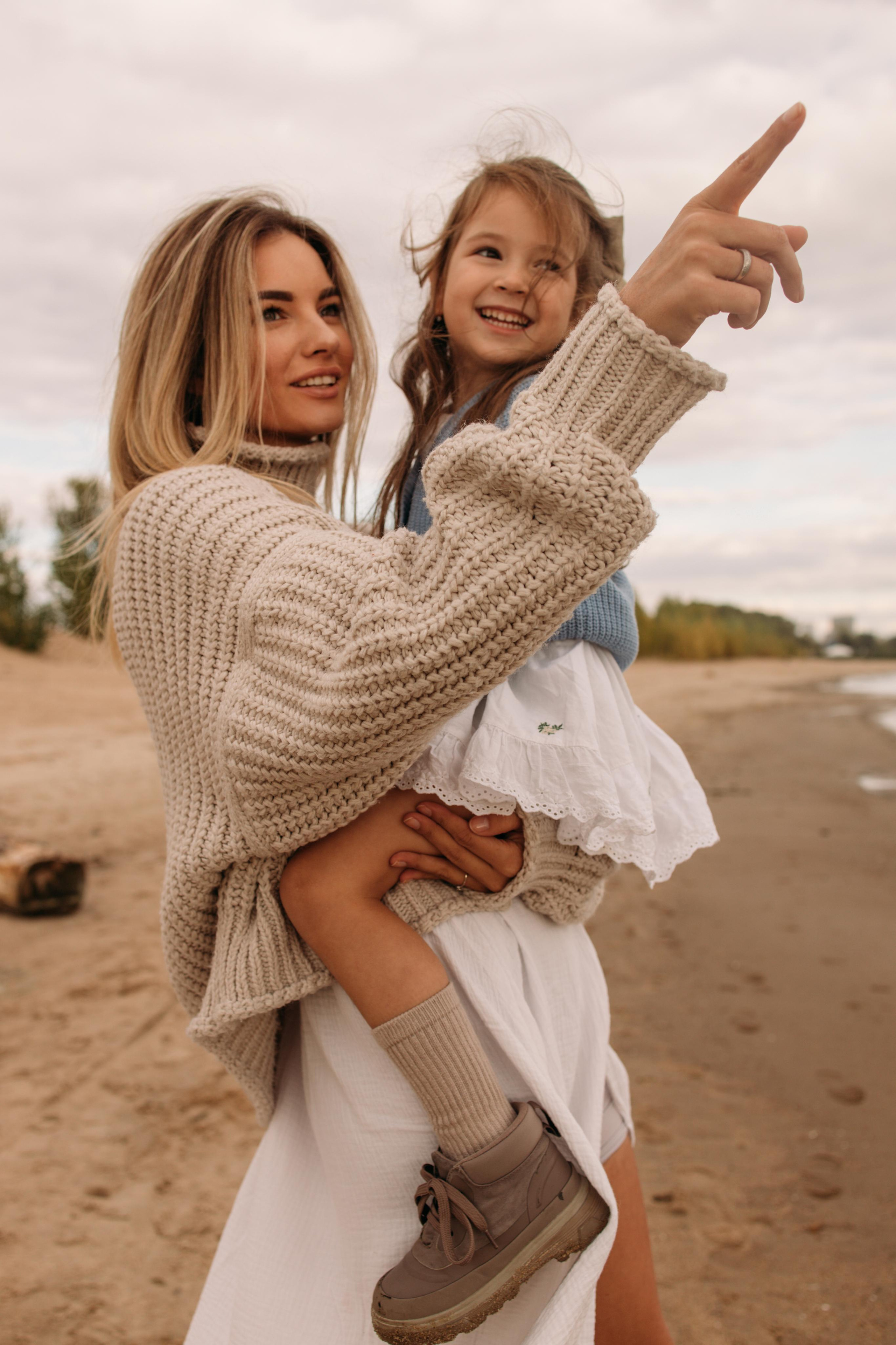 Лена и Оливия. Меня зовут Сабина, и я ваш фотограф