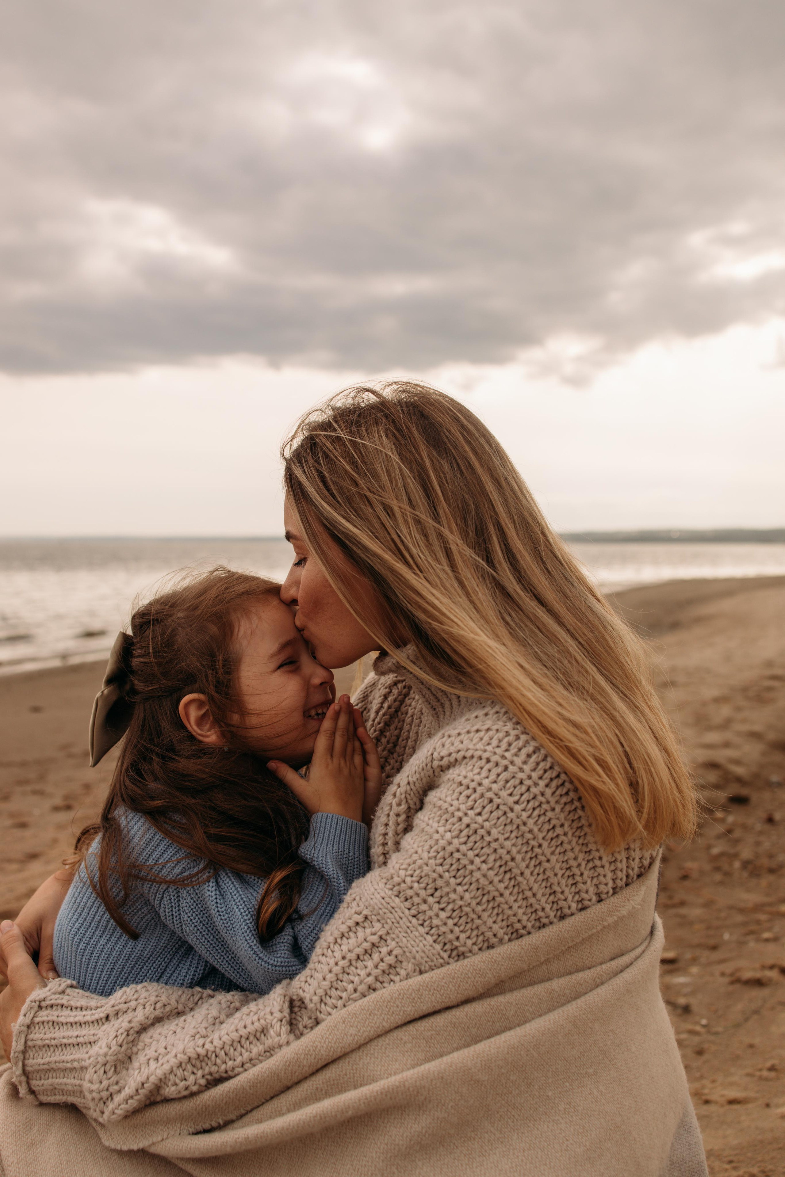 Лена и Оливия. Меня зовут Сабина, и я ваш фотограф