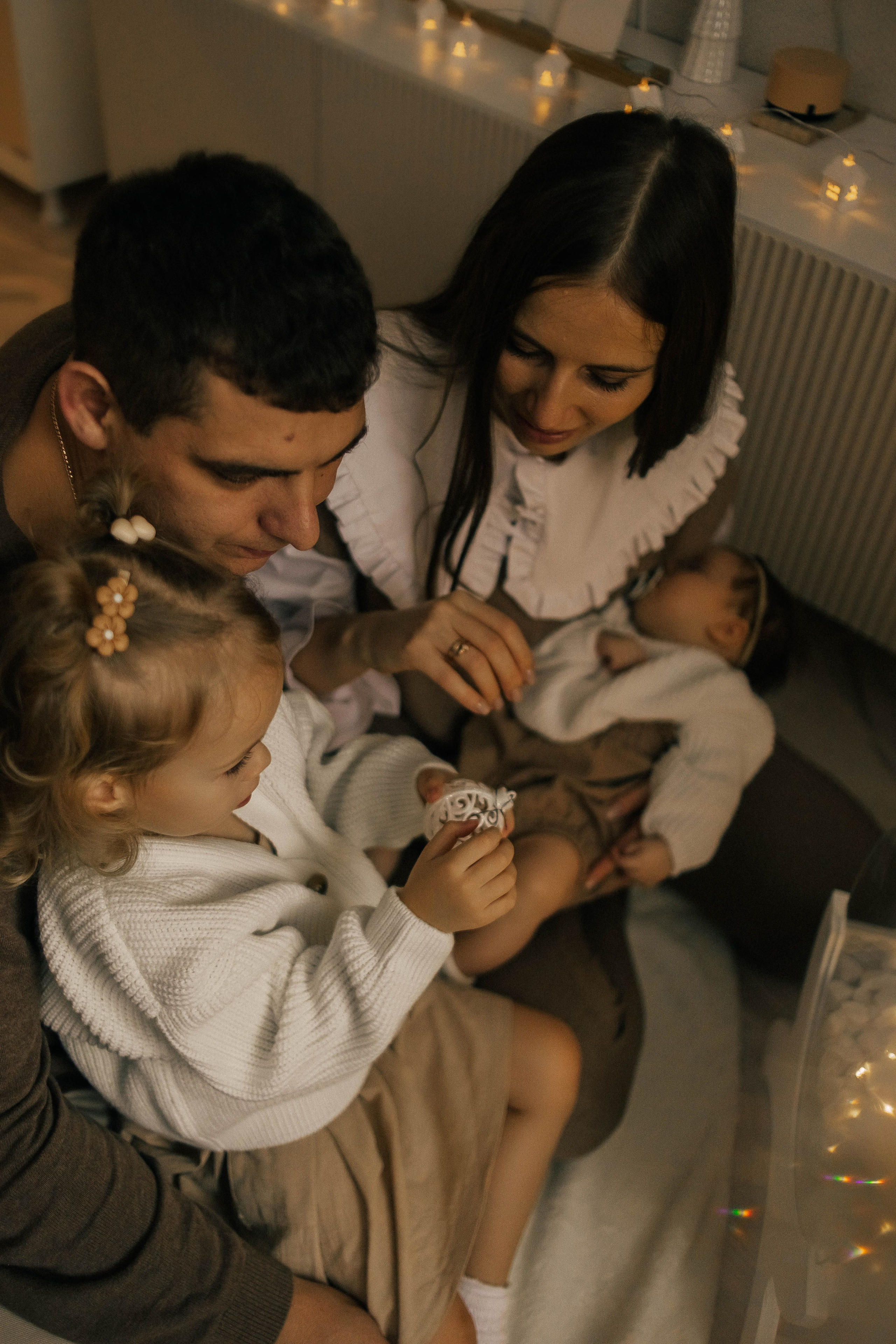 Анастасия, Андрей, Ариша и Анюта. Главная