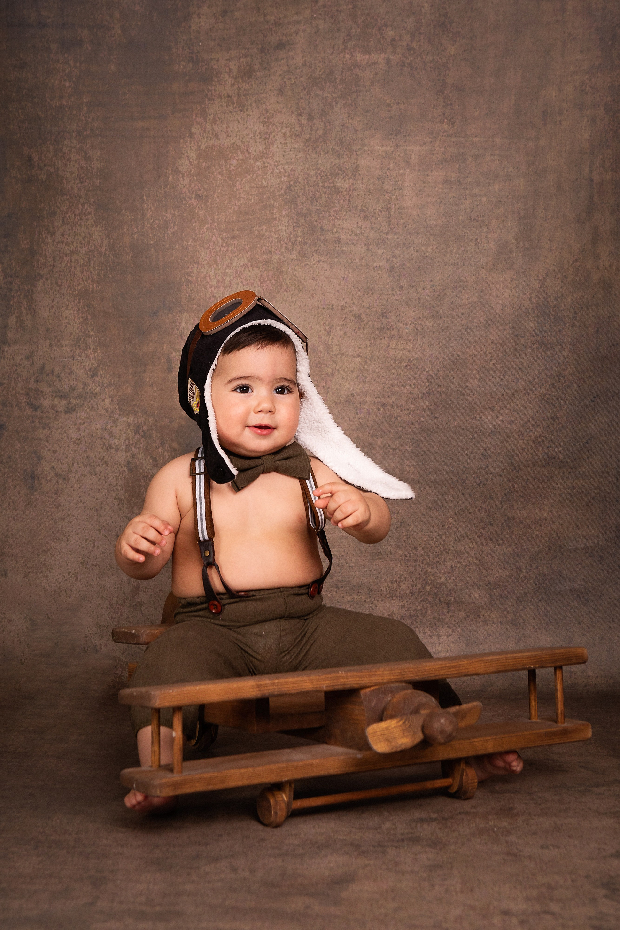 Лётчик. ФОТОГРАФ НА ГОДИК, БЕРЕМЕННОСТИ, НОВОРОЖДЕННЫХ, КРЕЩЕНИЯ МОСКВА