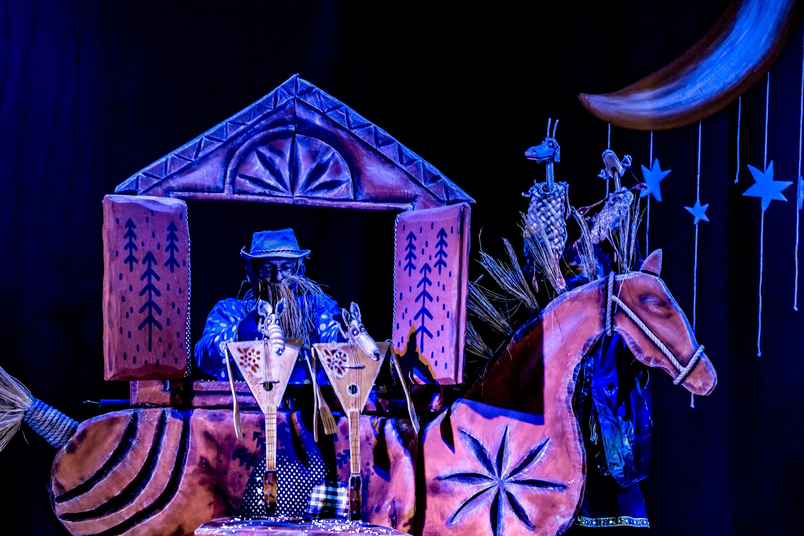 Лапотные сказки спектакль театра Саквояж. Фотограф в Сочи Юрий Шептаев