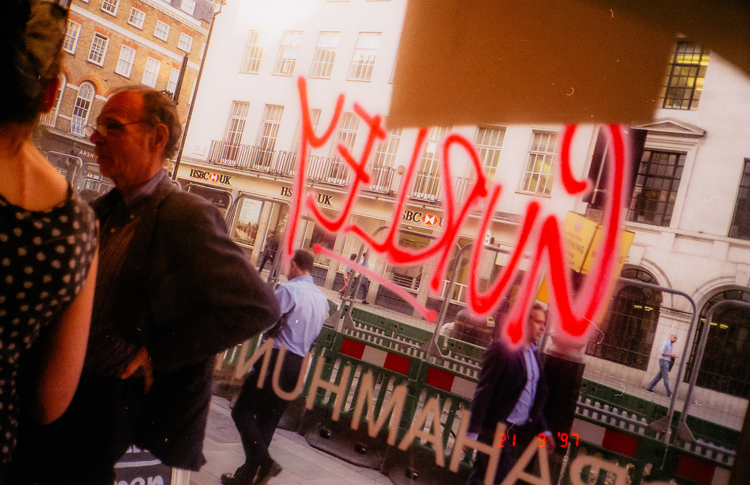 Analogue london. Iraogo