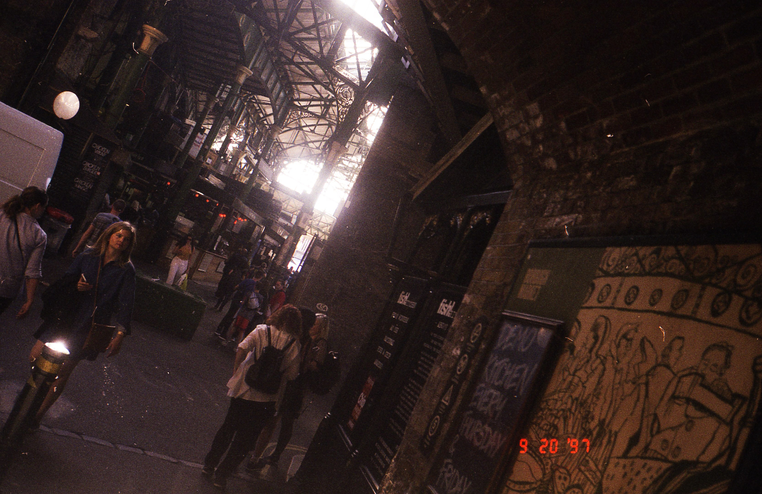 Analog London. Iraogo