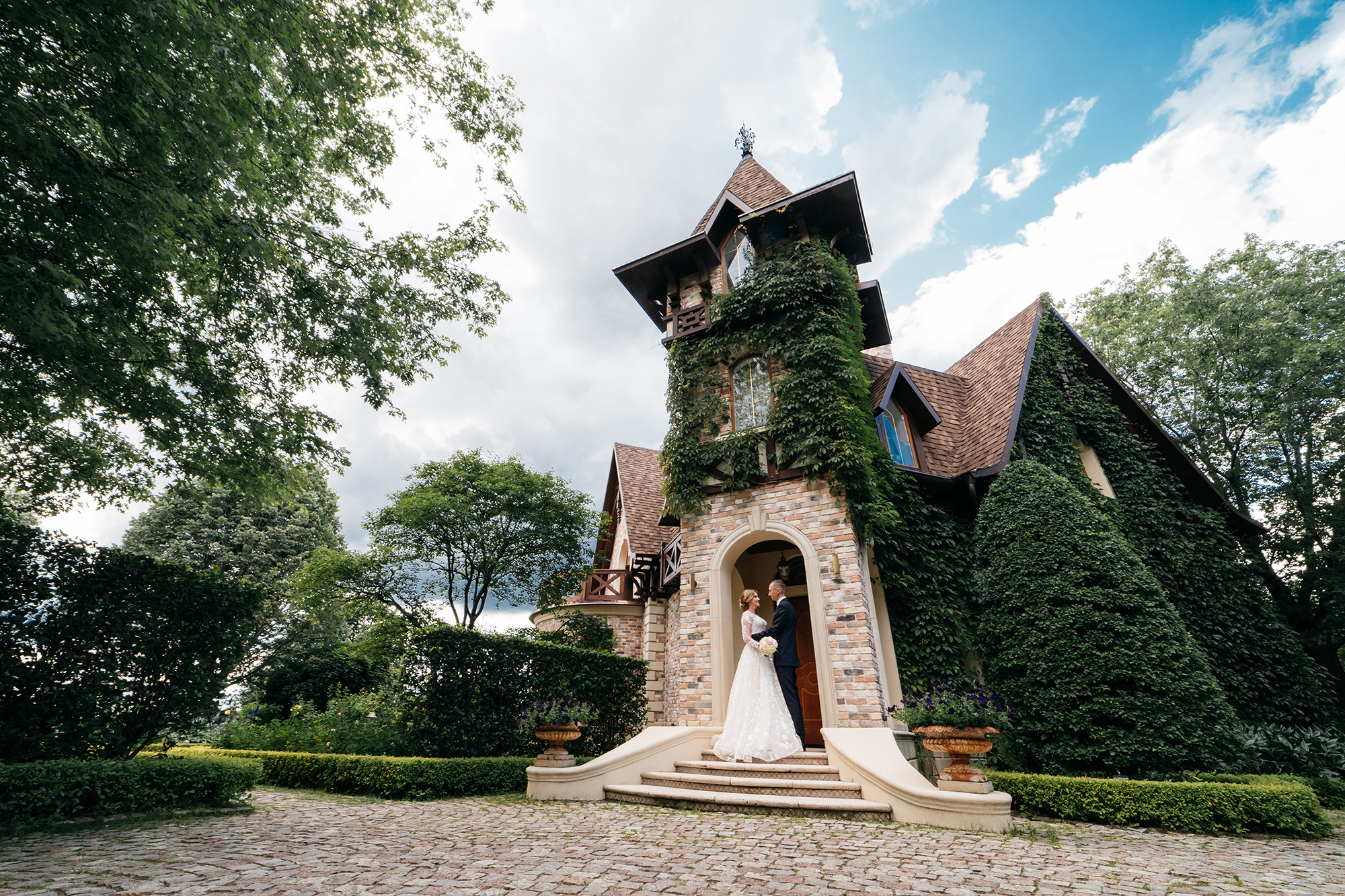 Владимир и Мария. Олег и Мария Ивановы фотограф и видеограф в Пскове Санкт - Петербурге