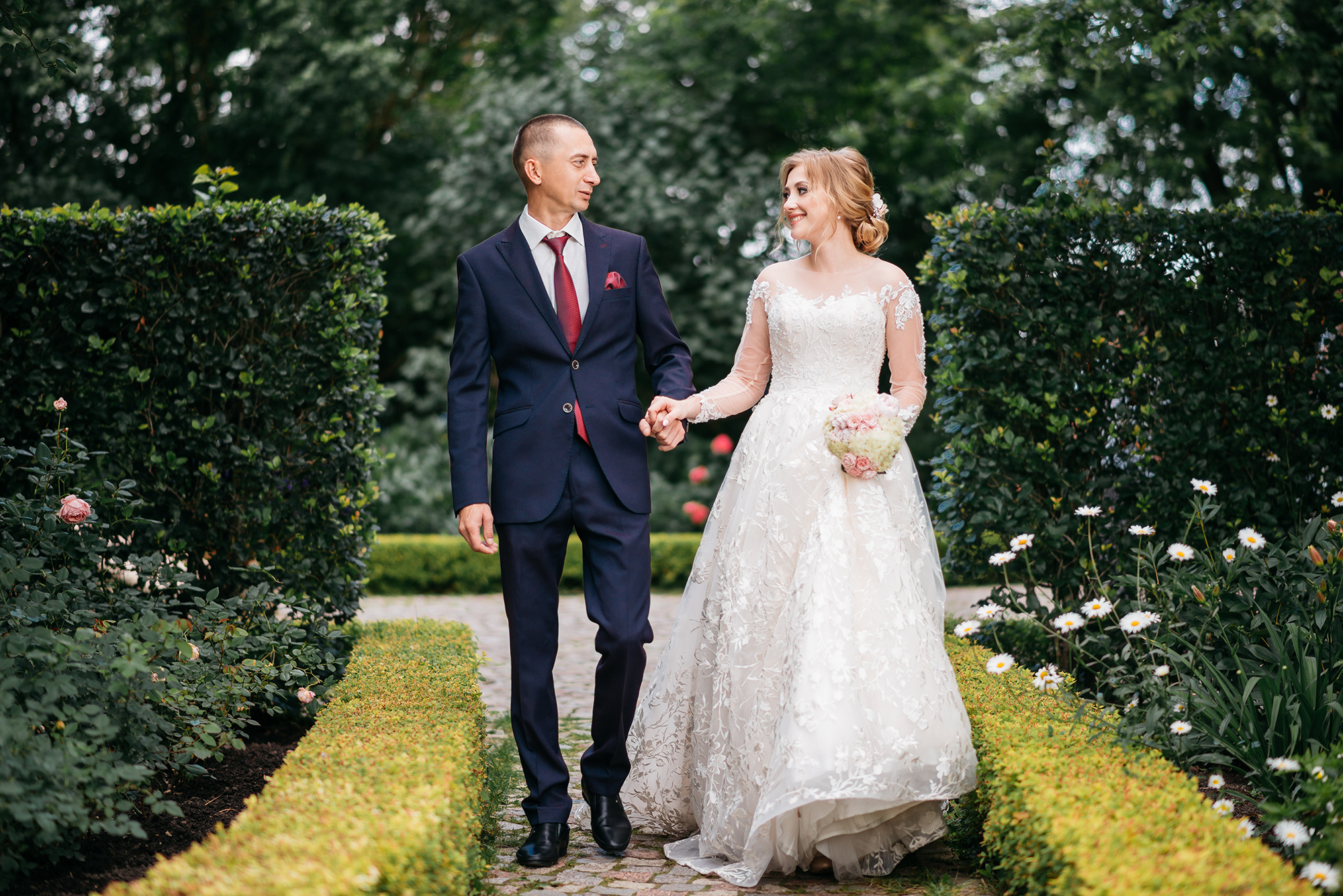 Владимир и Мария. Олег и Мария Ивановы фотограф и видеограф в Пскове Санкт - Петербурге