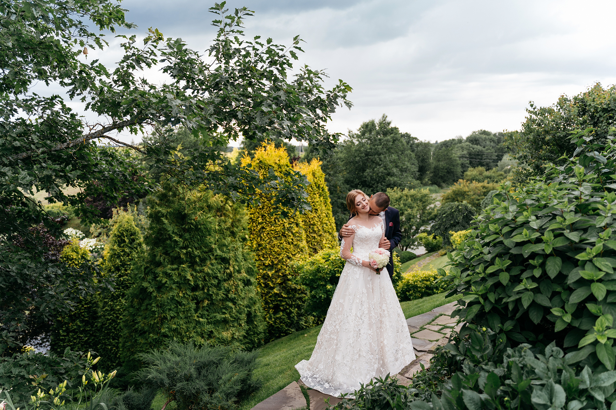 Владимир и Мария. Олег и Мария Ивановы фотограф и видеограф в Пскове Санкт - Петербурге