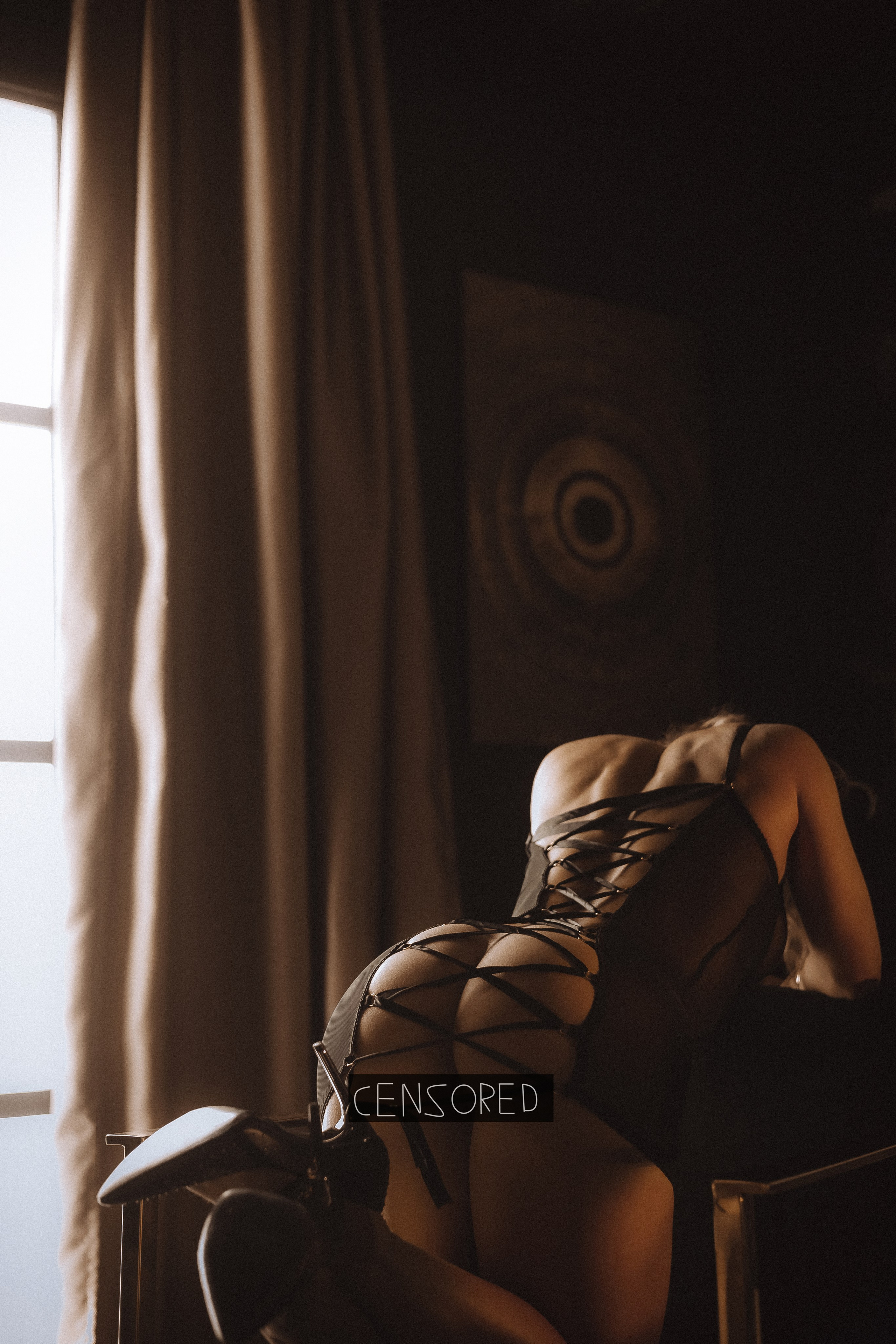 Эротическая фотосессия на 8 марта