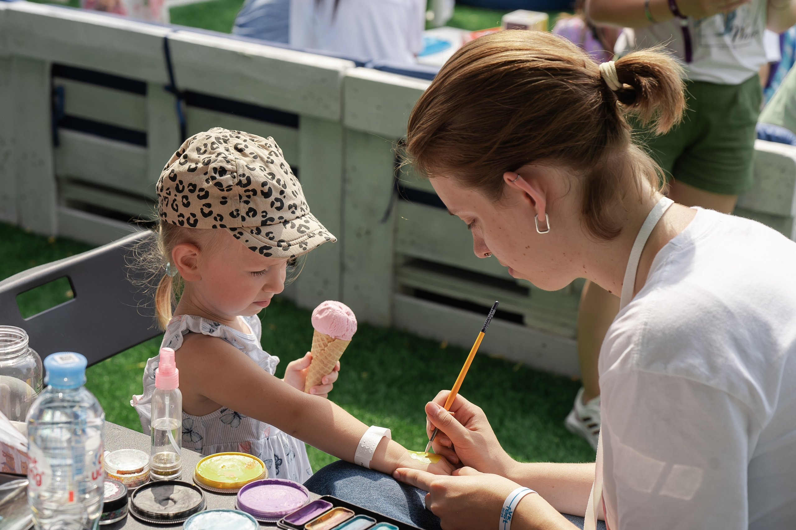 ВК ФЕСТ. Репортажный и свадебный фотограф в Москве
