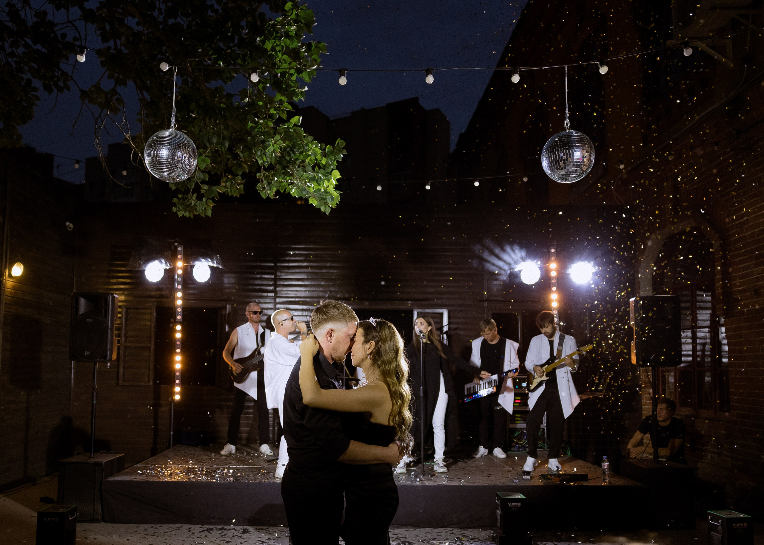 Дмитрий и Алита. Фотограф Эмиль Исякаев