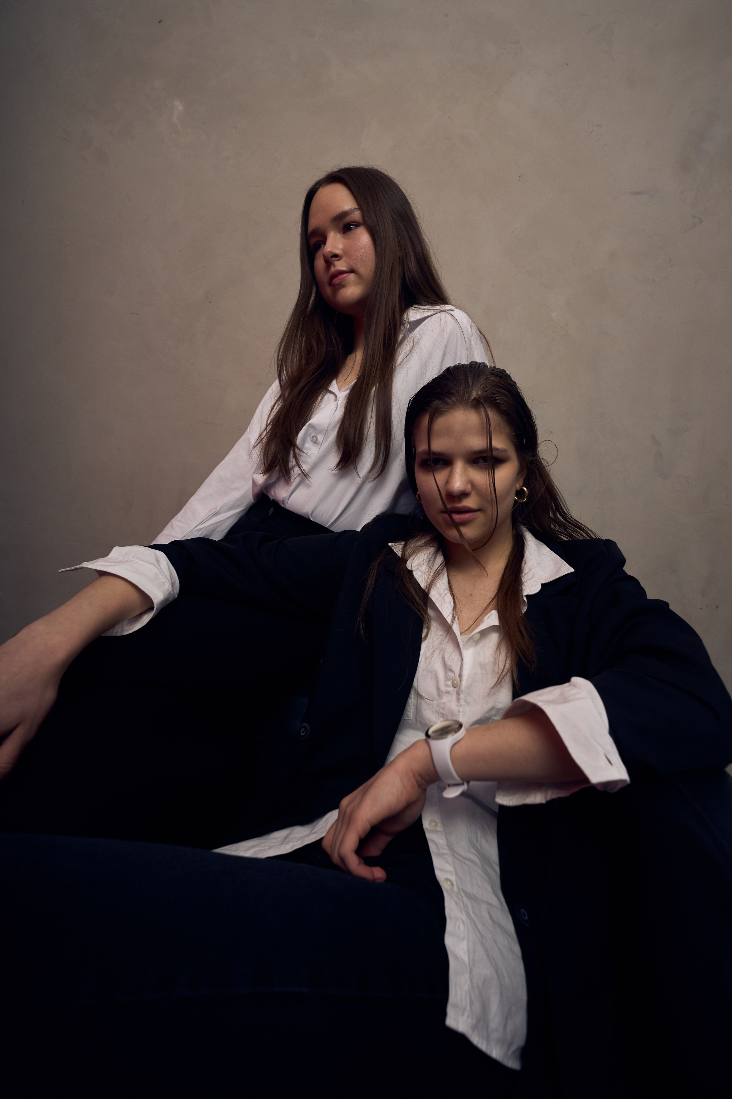 Ника и Ксюша. Репортажный фотограф мероприятий и концертов в Екатеринбурге