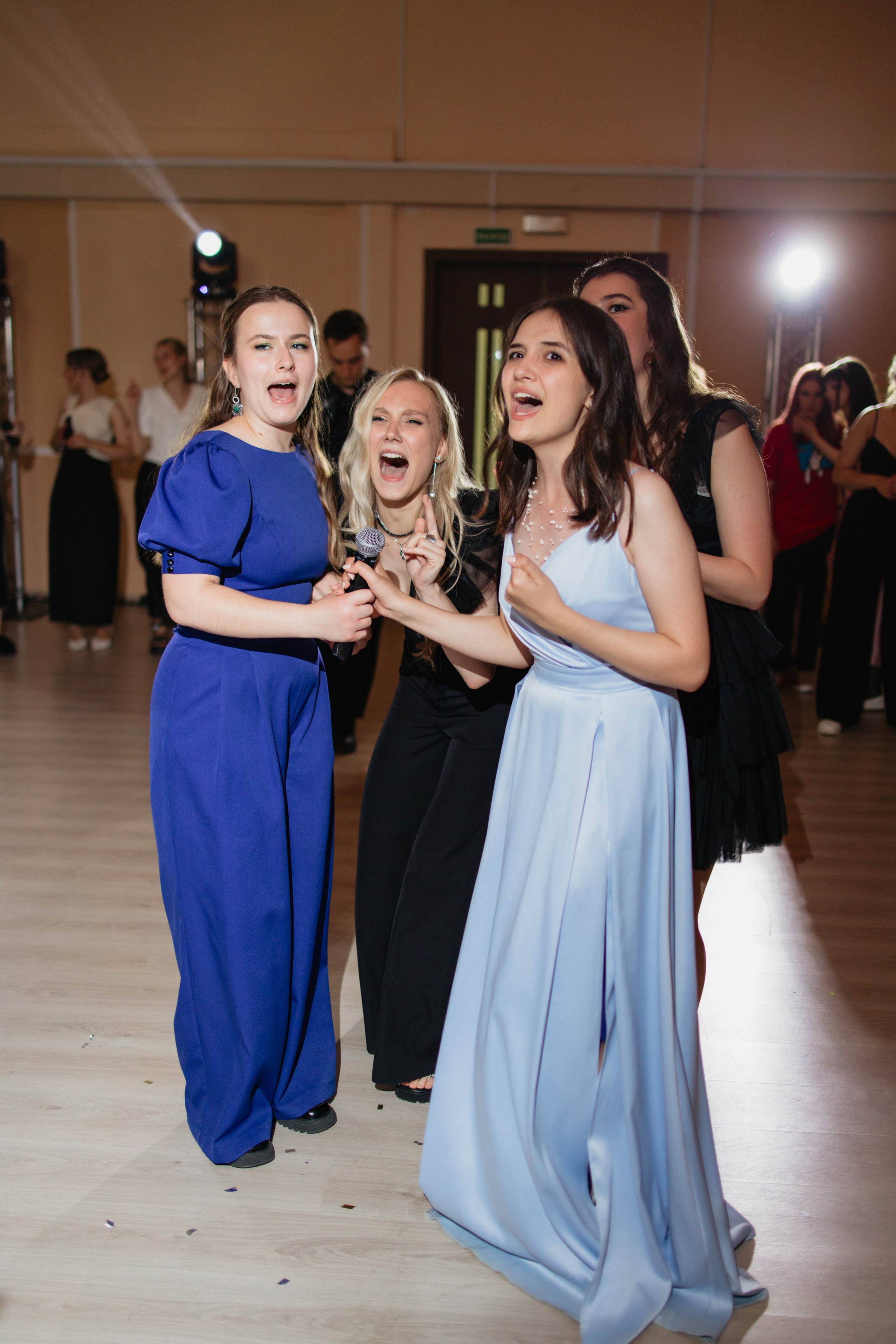 Выпускной Гимназия № 146. Свадебный фотограф в Минске Владислав Бабич