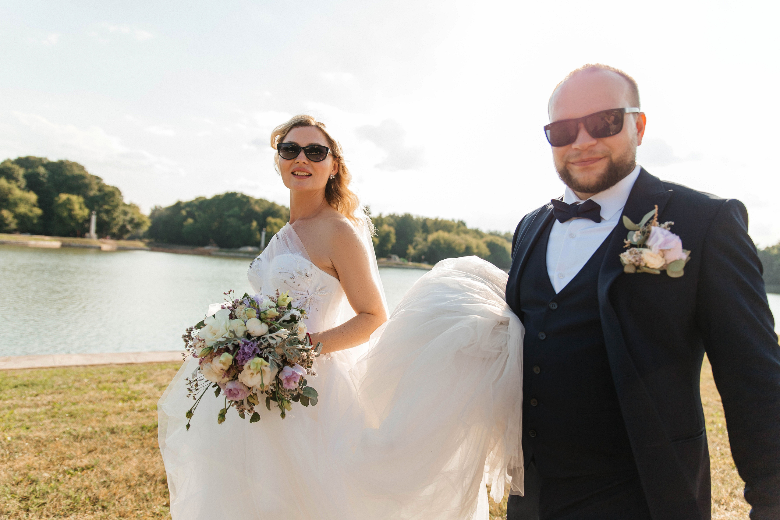 Свадебная фотосессия в Усадьбе Кусково. Свадебный и семейный фотограф в Москве