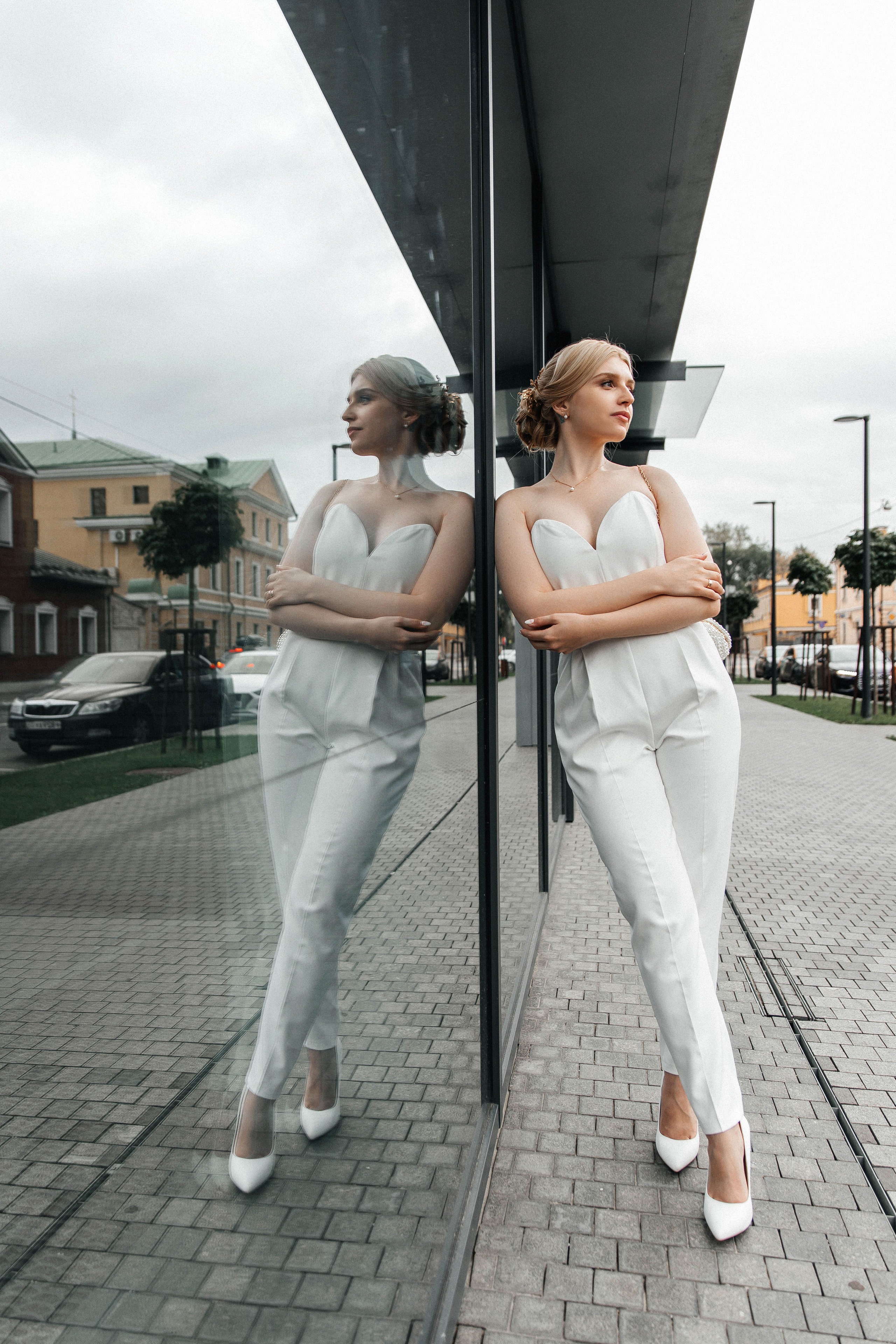 Свадебная фотопрогулка в Москве. Свадебный и семейный фотограф в Москве