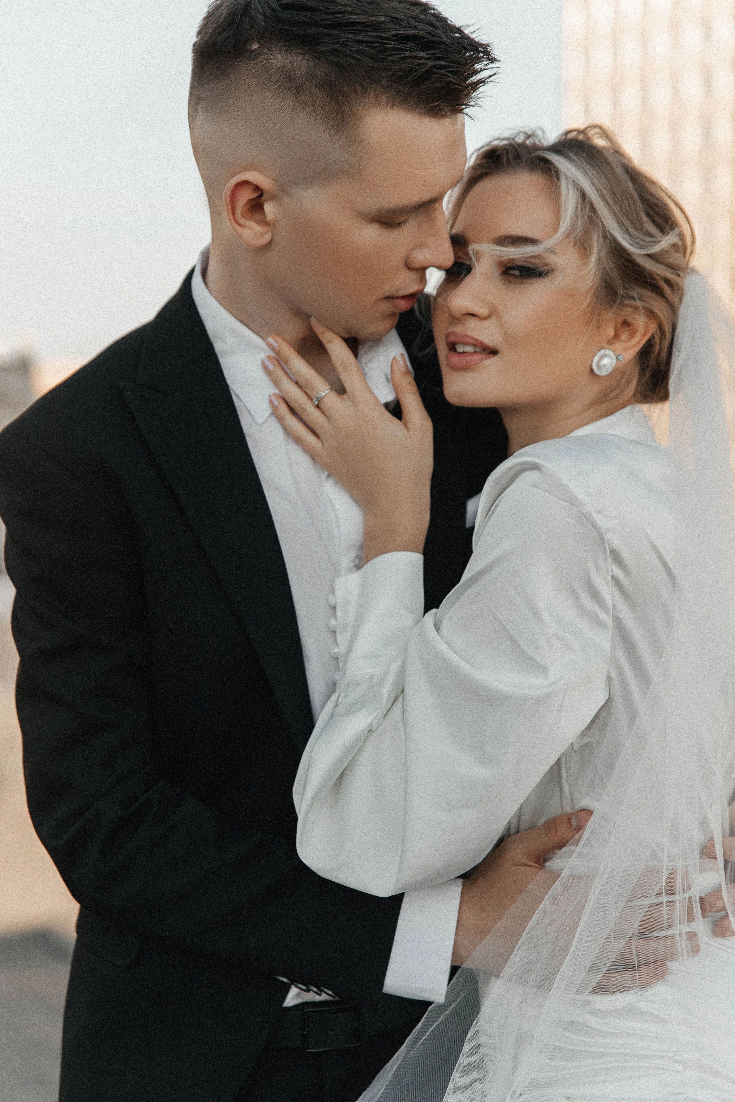 Свадебная фотосессия на крыше. Свадебный и семейный фотограф в Москве