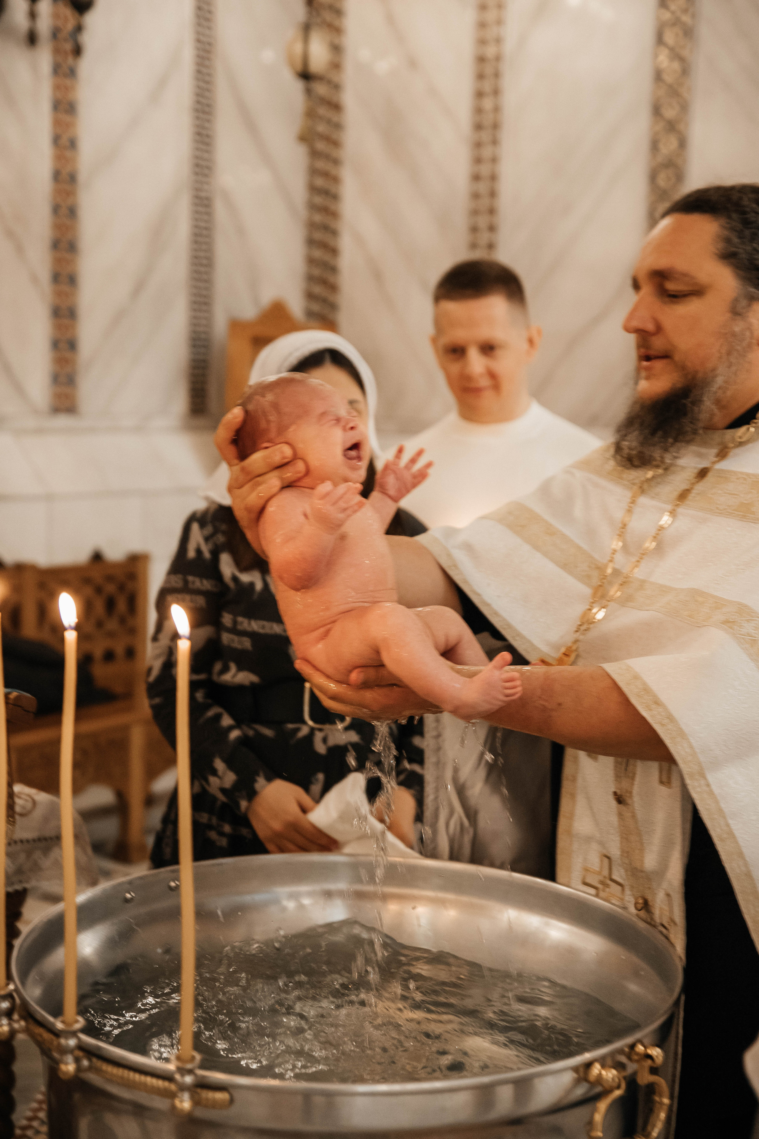 Фотосессия Крещения ребенка в Москве. Свадебный и семейный фотограф в Москве