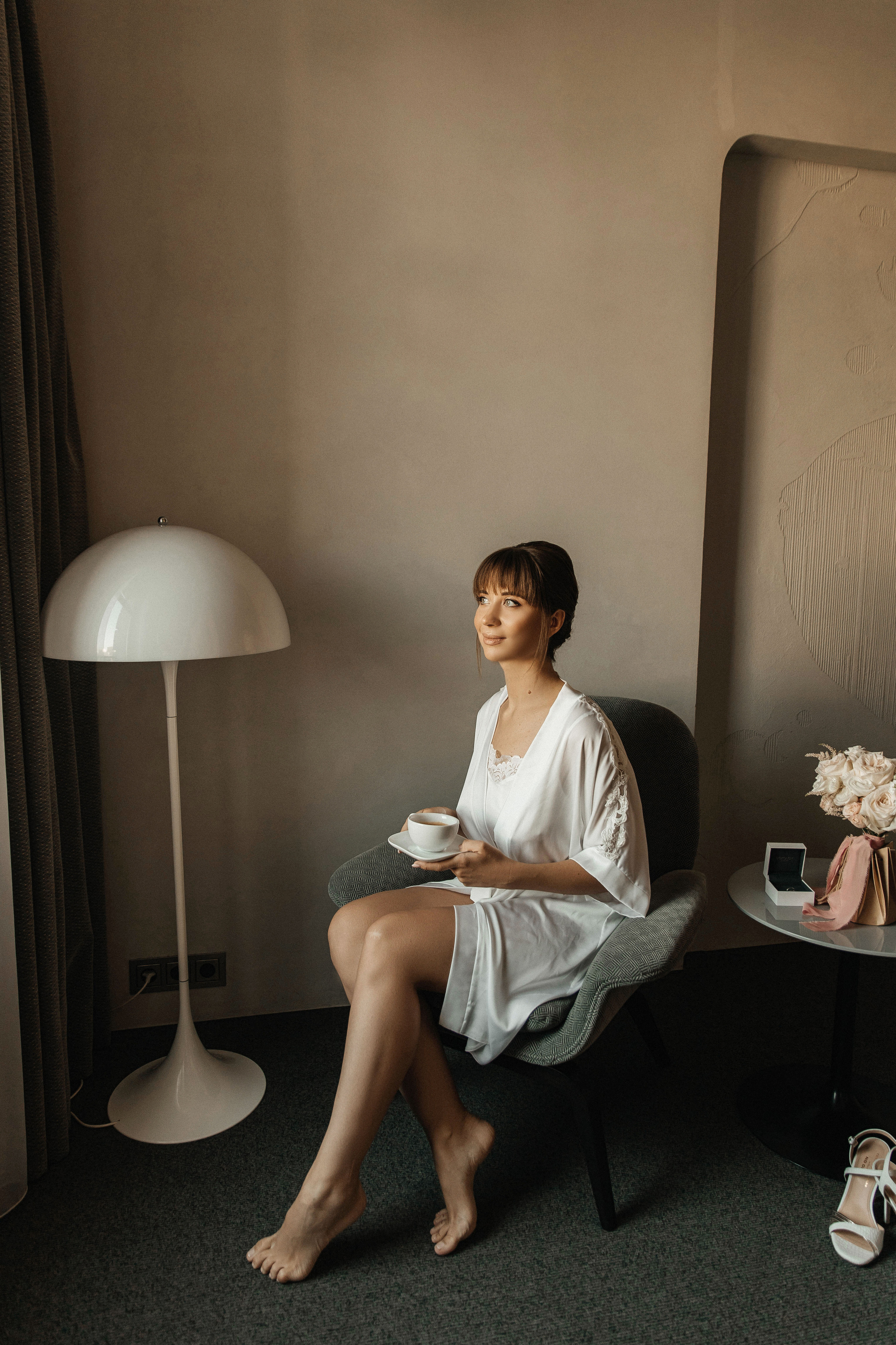 Свадебная фотосессия возле МГУ. Свадебный и семейный фотограф в Москве