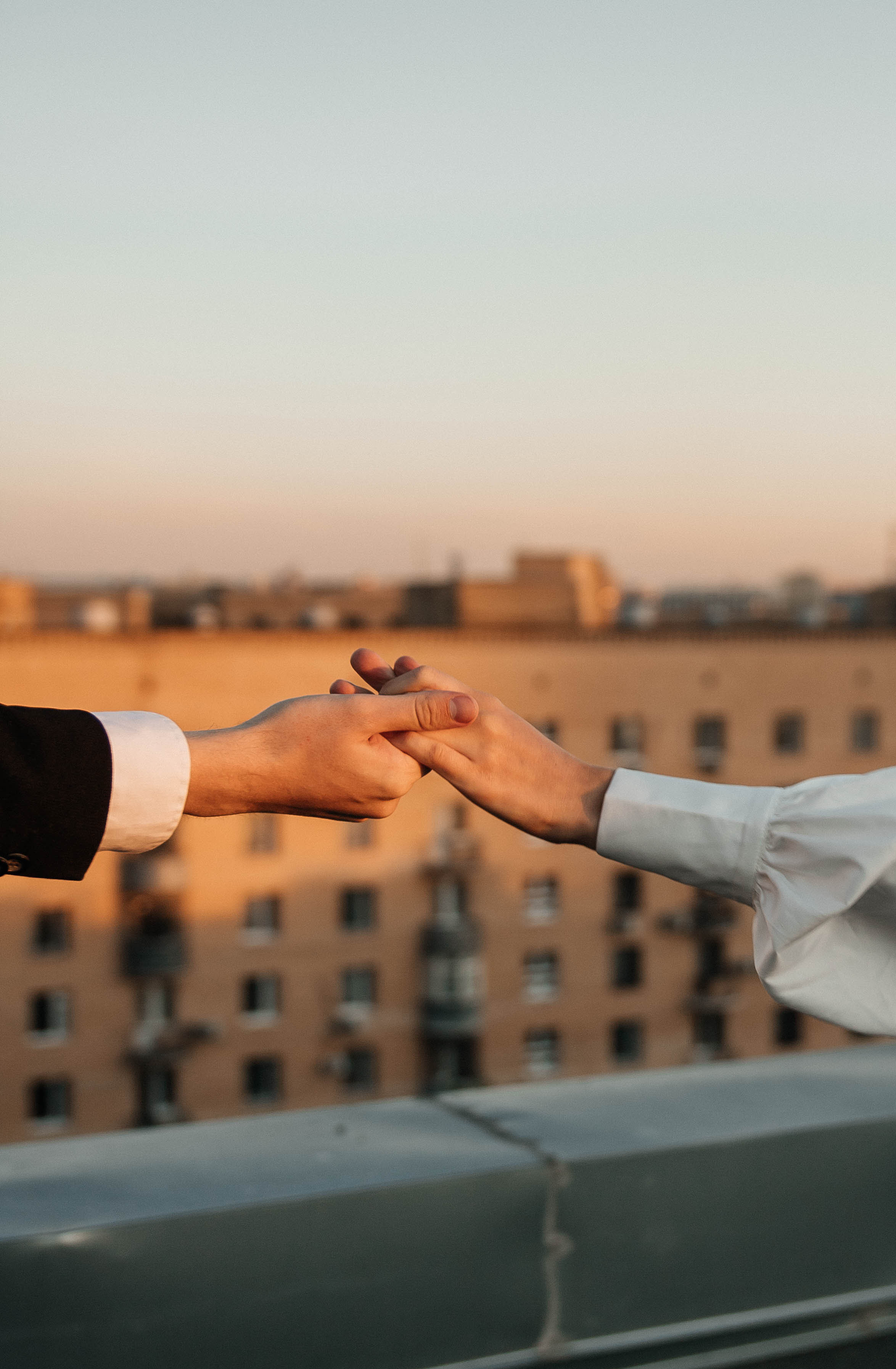 Свадебная фотосессия на крыше. Свадебный и семейный фотограф в Москве