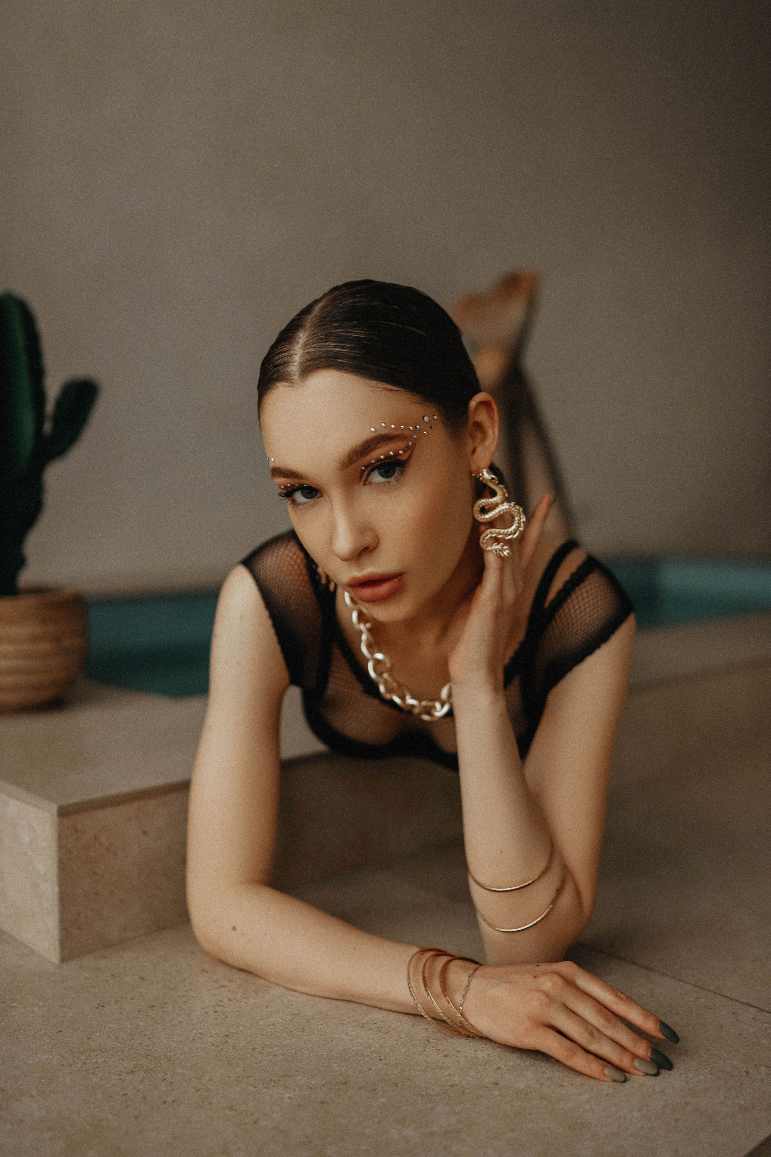 Женская фотосессия в бассейне в Москве. Свадебный и семейный фотограф в Москве