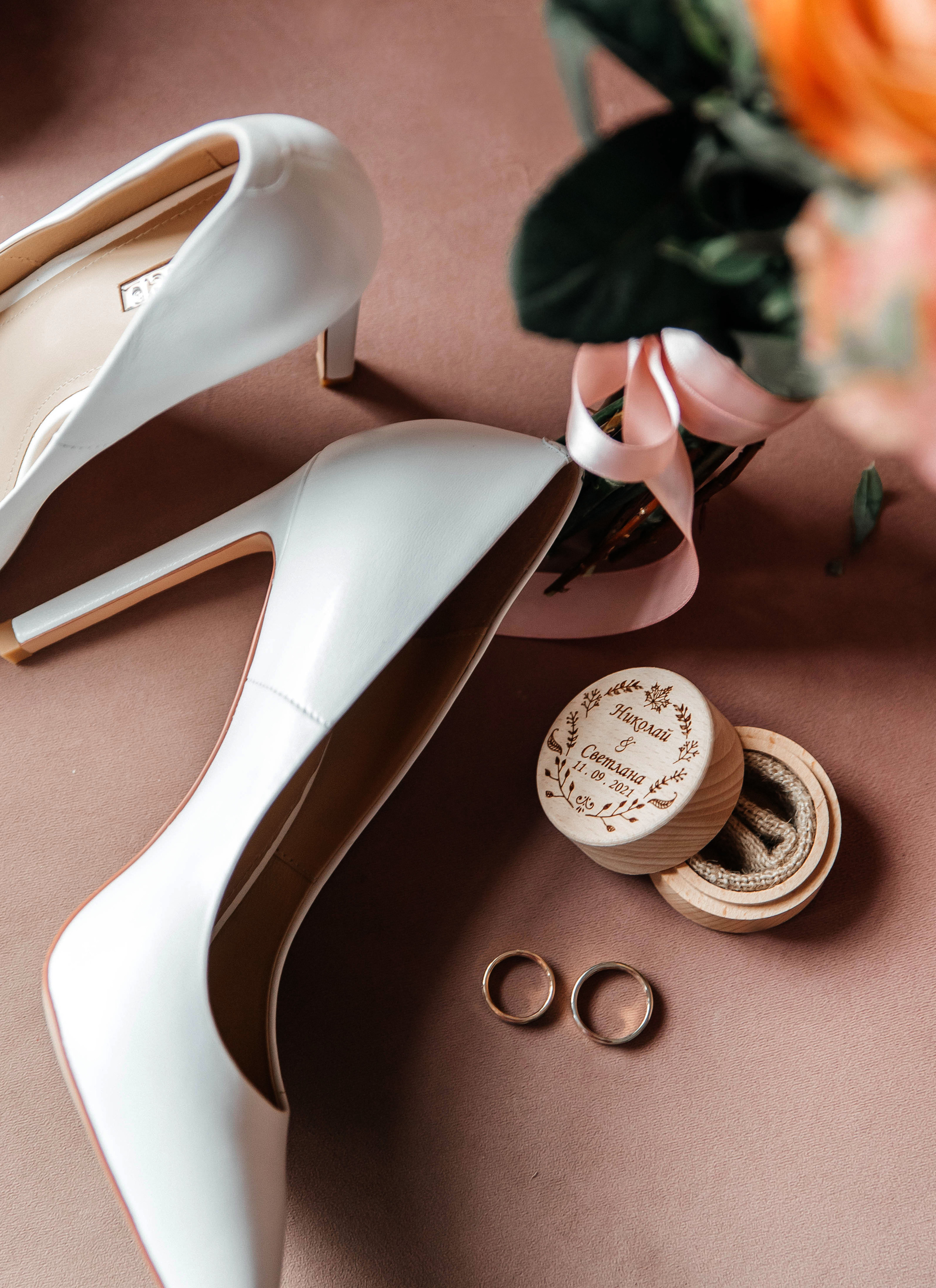 Свадебная фотопрогулка в Москве. Свадебный и семейный фотограф в Москве