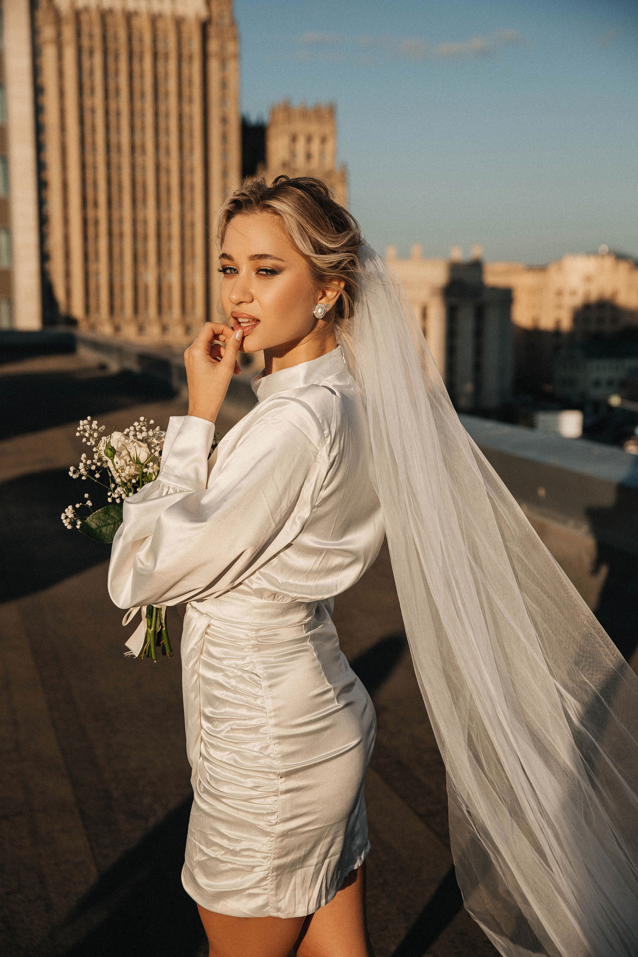 Свадебная фотосессия на крыше. Свадебный и семейный фотограф в Москве