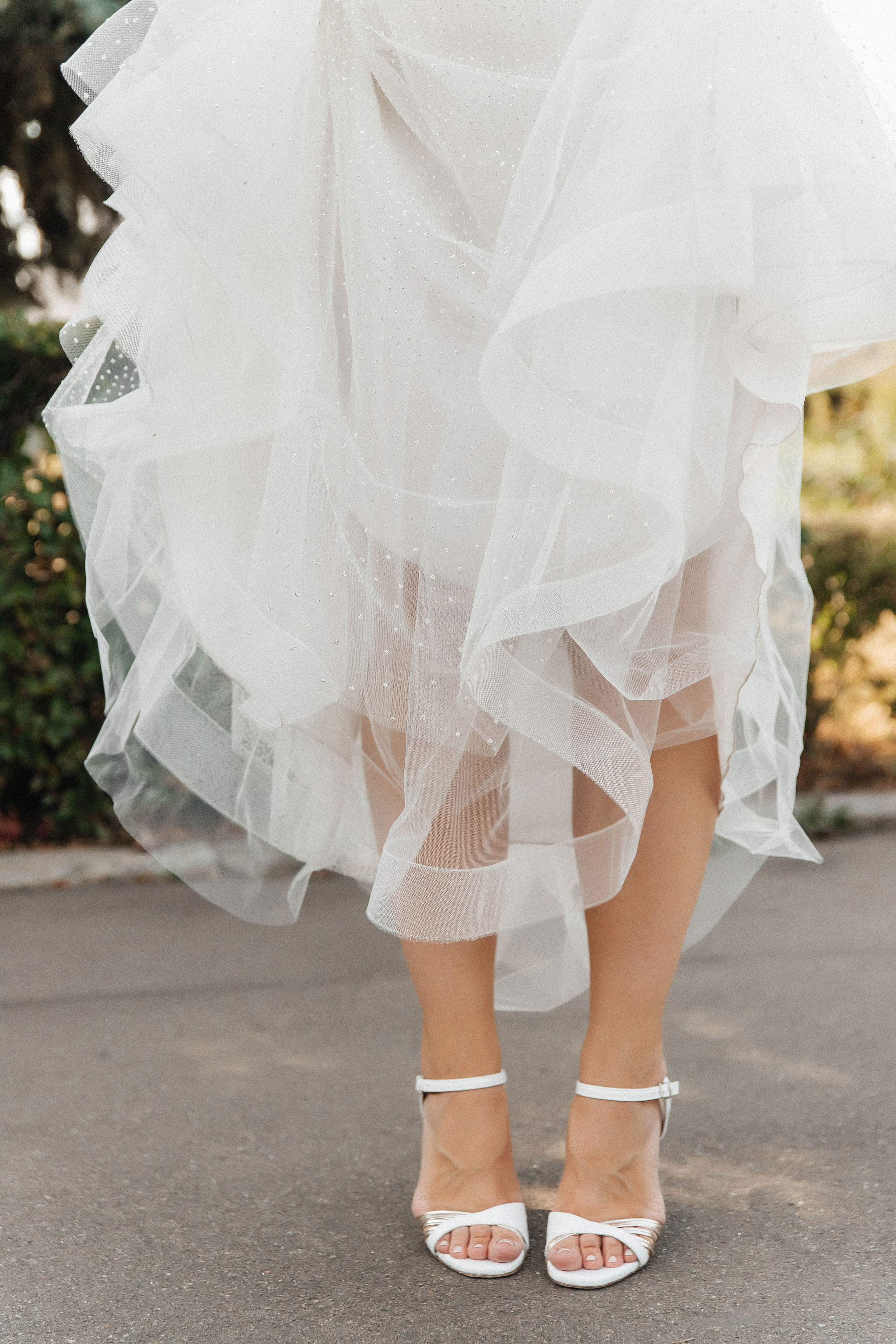 Свадебная фотосессия возле МГУ. Свадебный и семейный фотограф в Москве