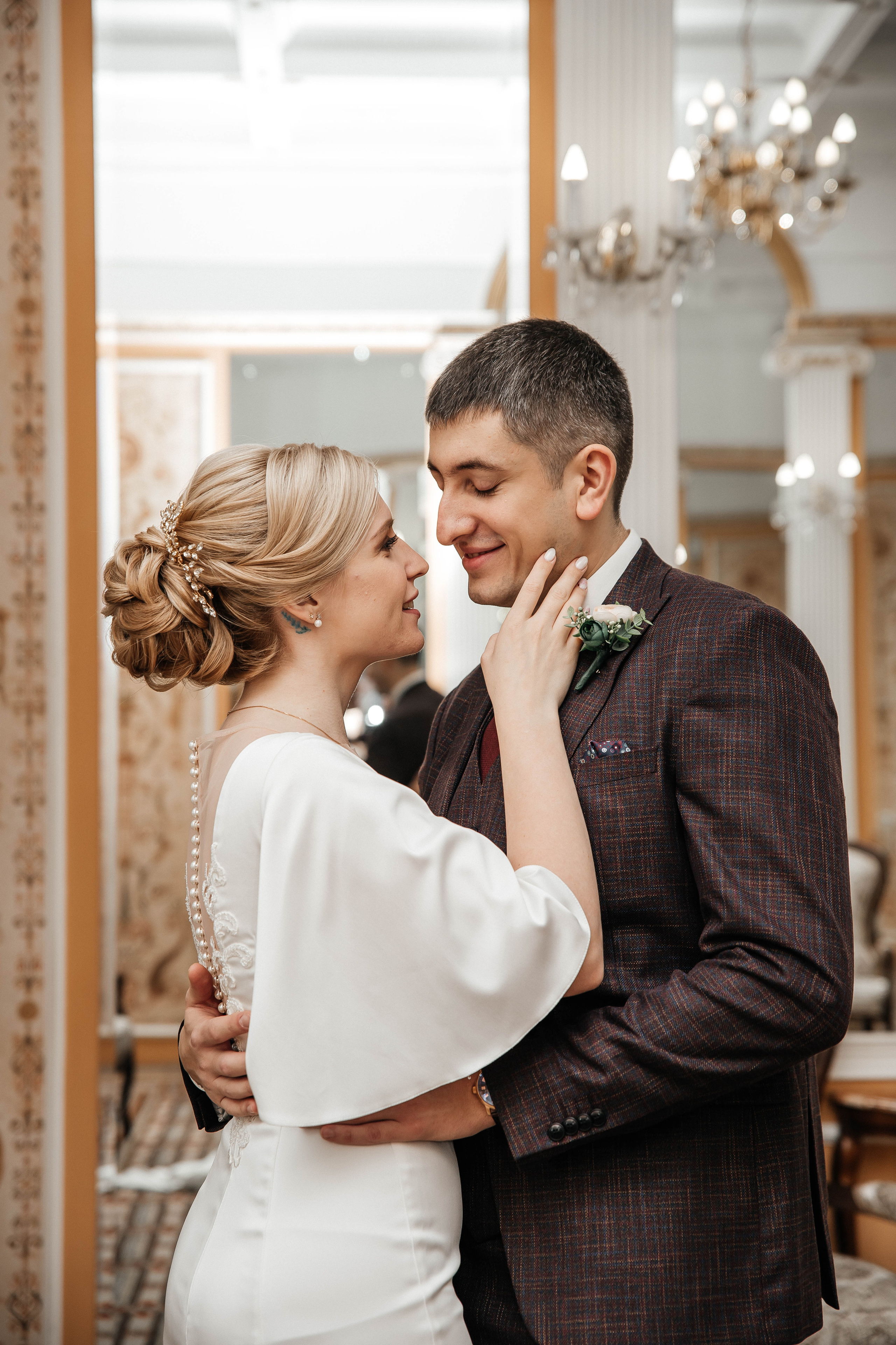 Свадебная фотопрогулка в Москве. Свадебный и семейный фотограф в Москве