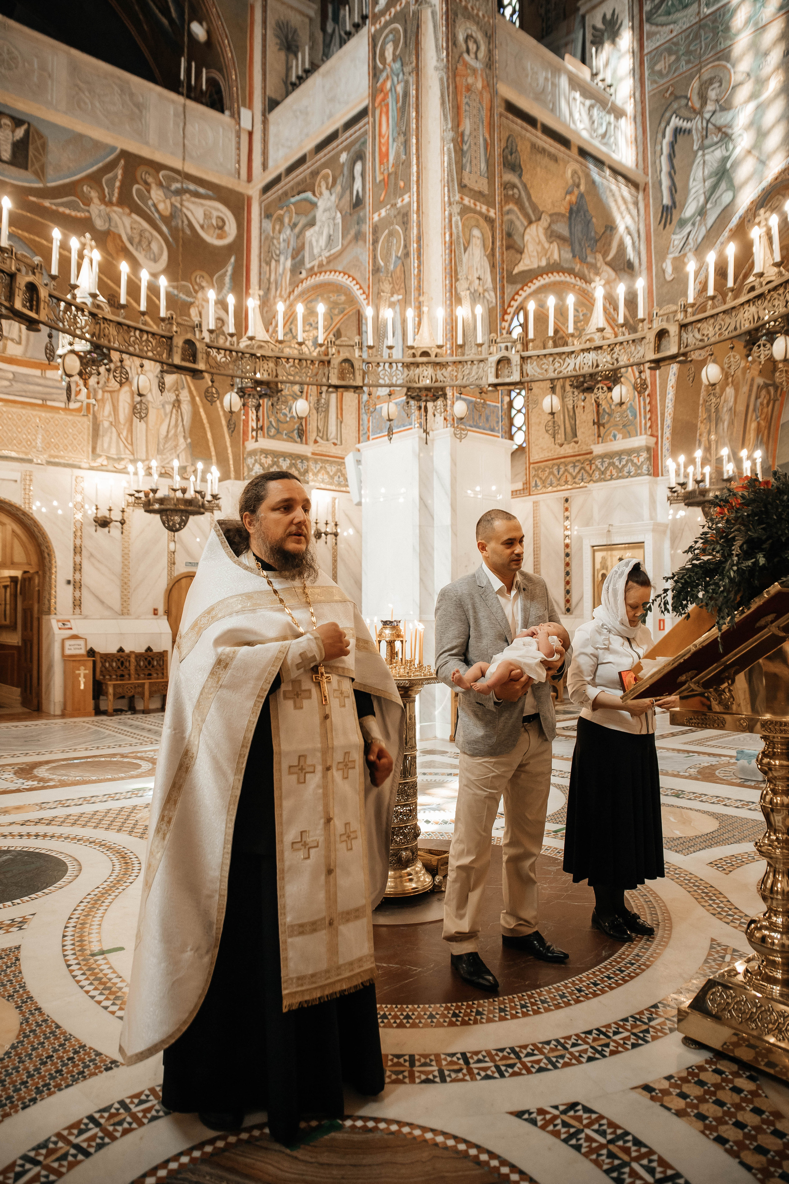Фотосессия Крещения ребенка в Москве. Свадебный и семейный фотограф в Москве