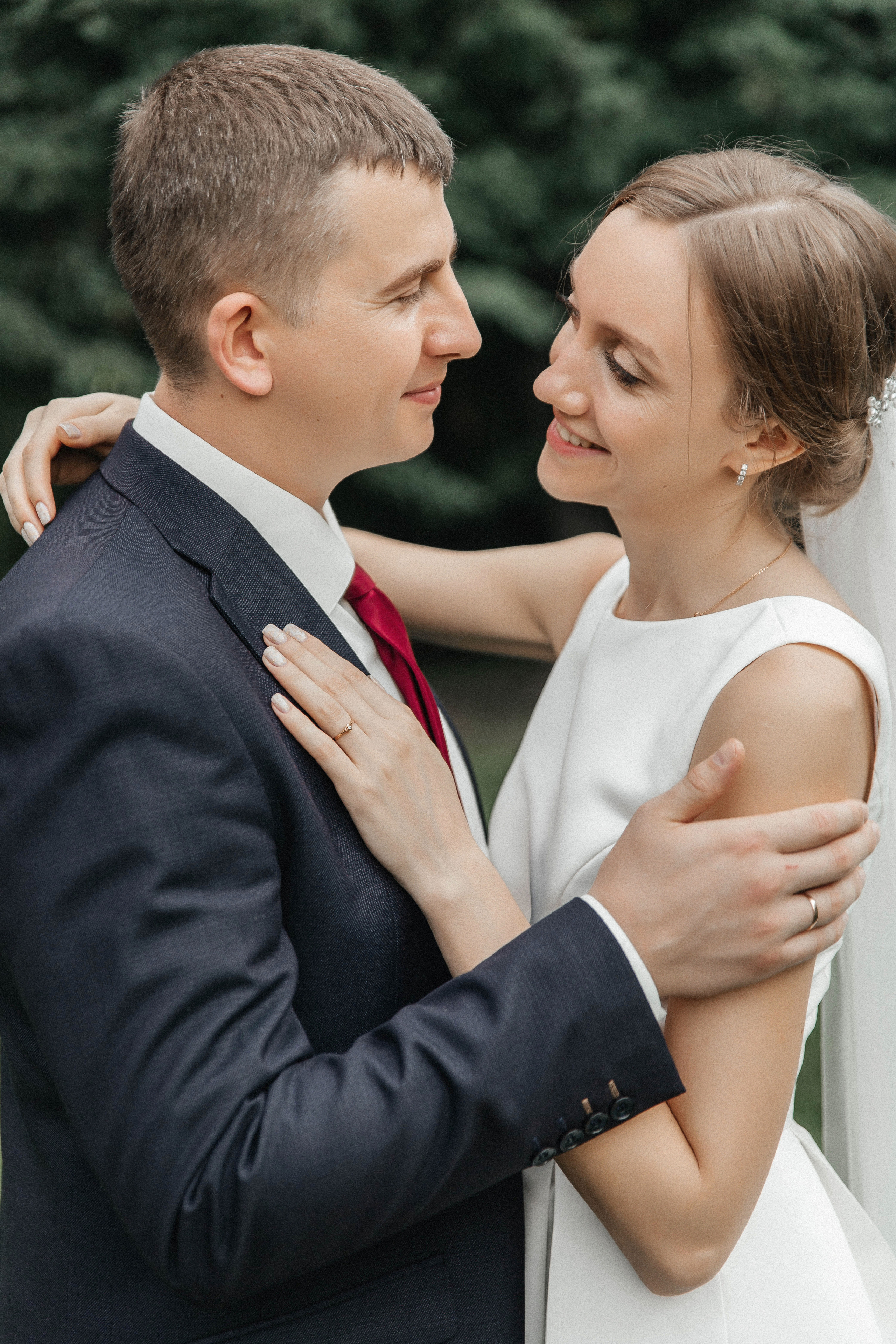 Свадебная фотосессия в студии Москвы. Свадебный и семейный фотограф в Москве